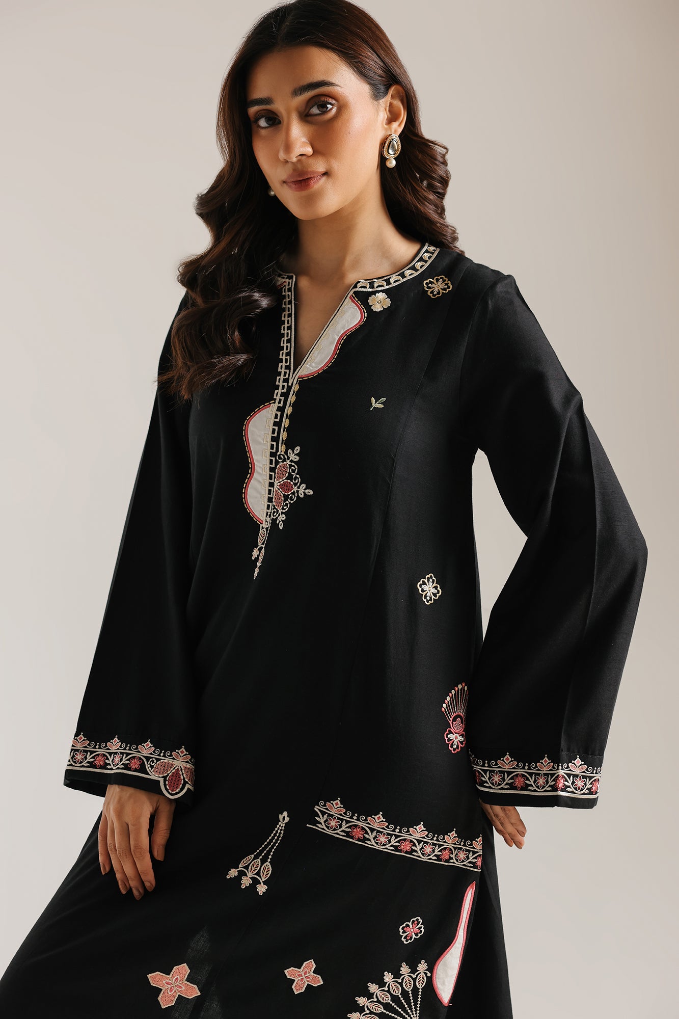 EMBROIDERED DRESS (E7544/102/902)