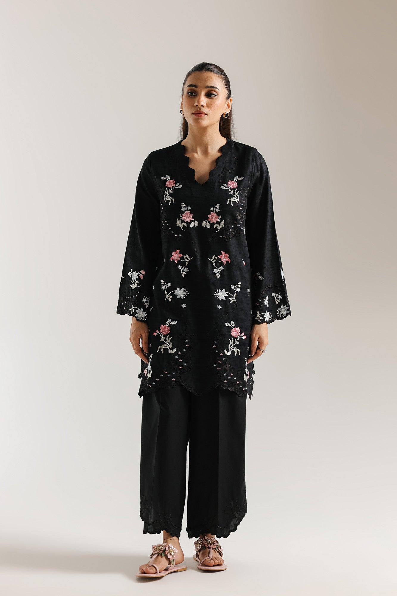 EMBROIDERED SHIRT (E7588/102/902)