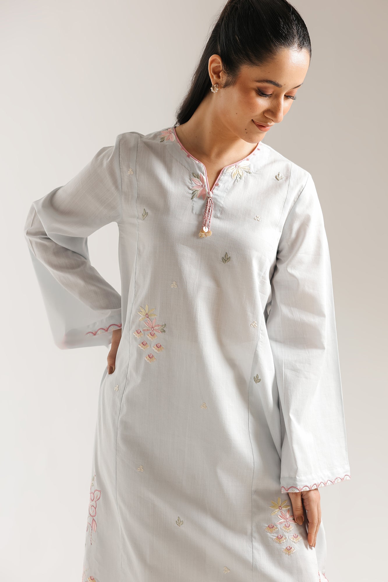 EMBROIDERED SHIRT (E7592/102/914)