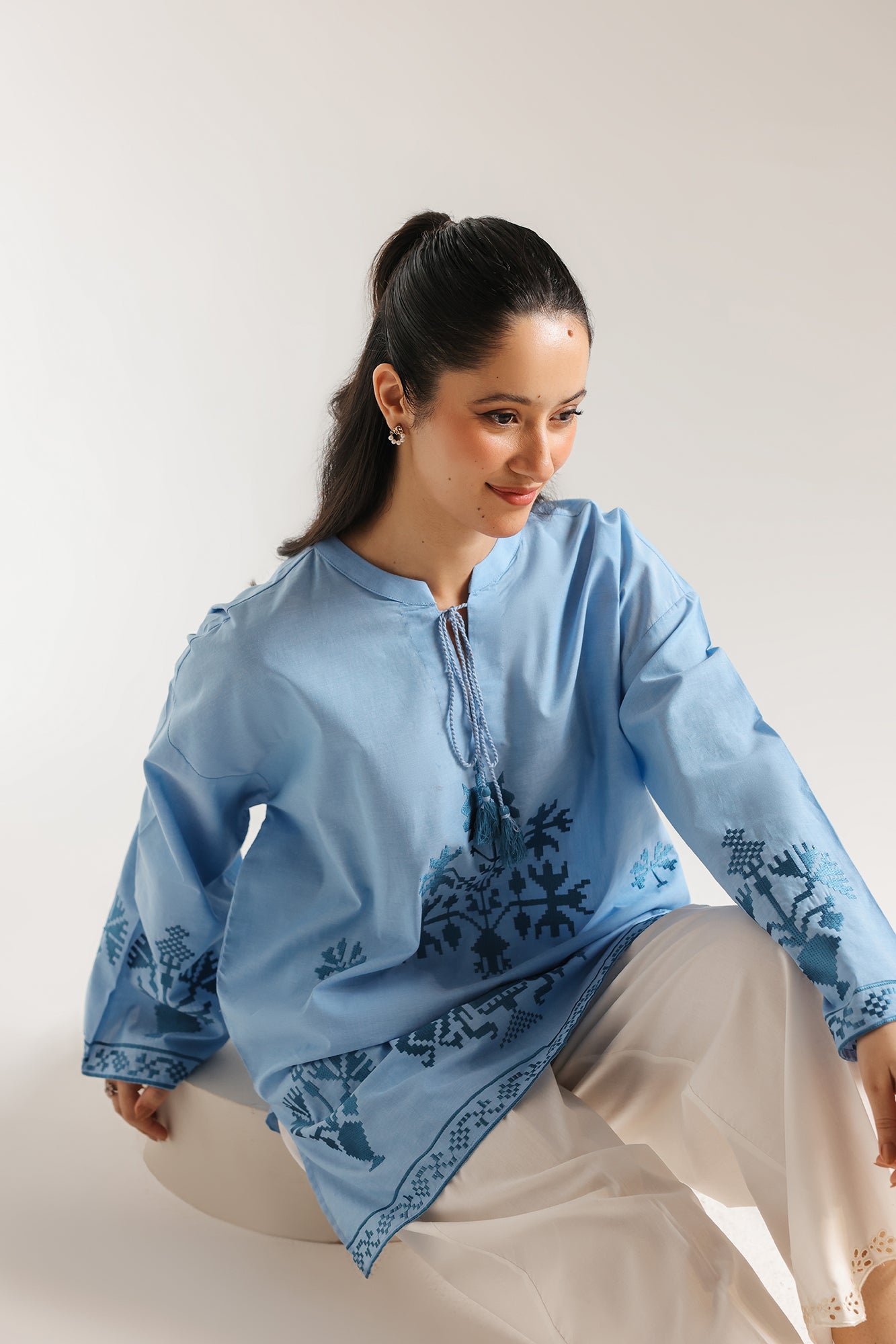 EMBROIDERED KURTI (E7611/102/630)