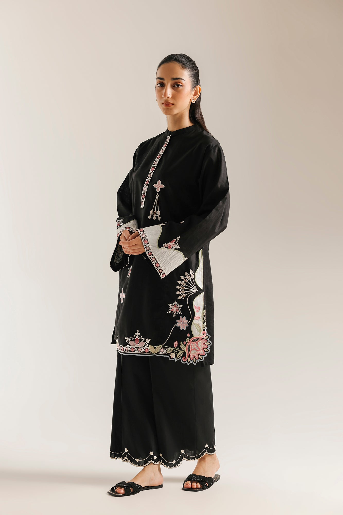 EMBROIDERED SHIRT (E7630/102/902)