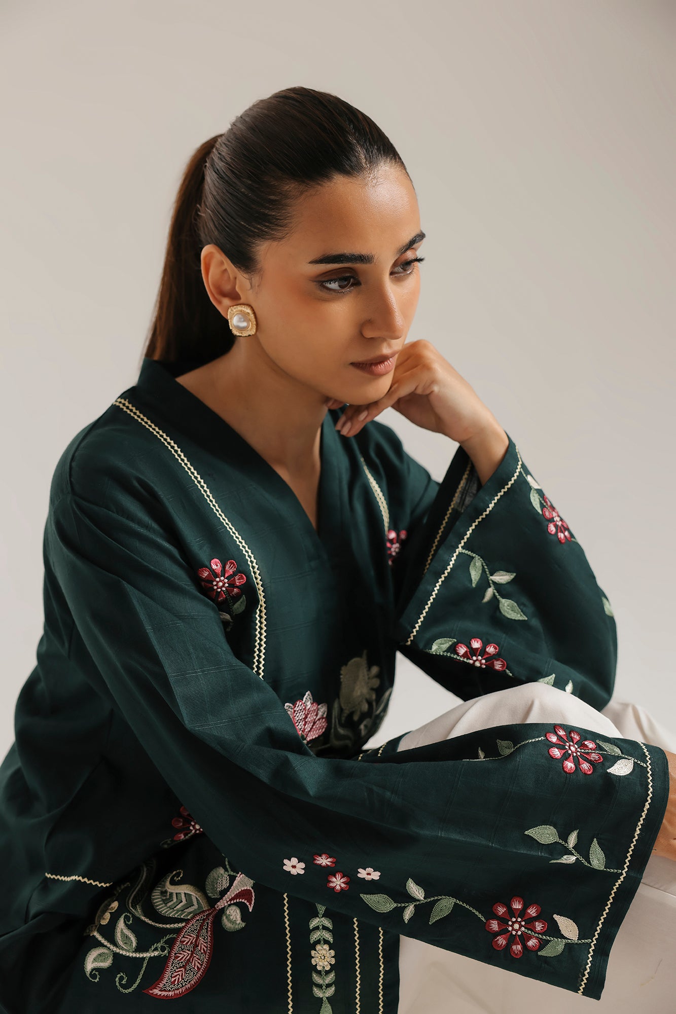 EMBROIDERED SHIRT (E7632/102/705)
