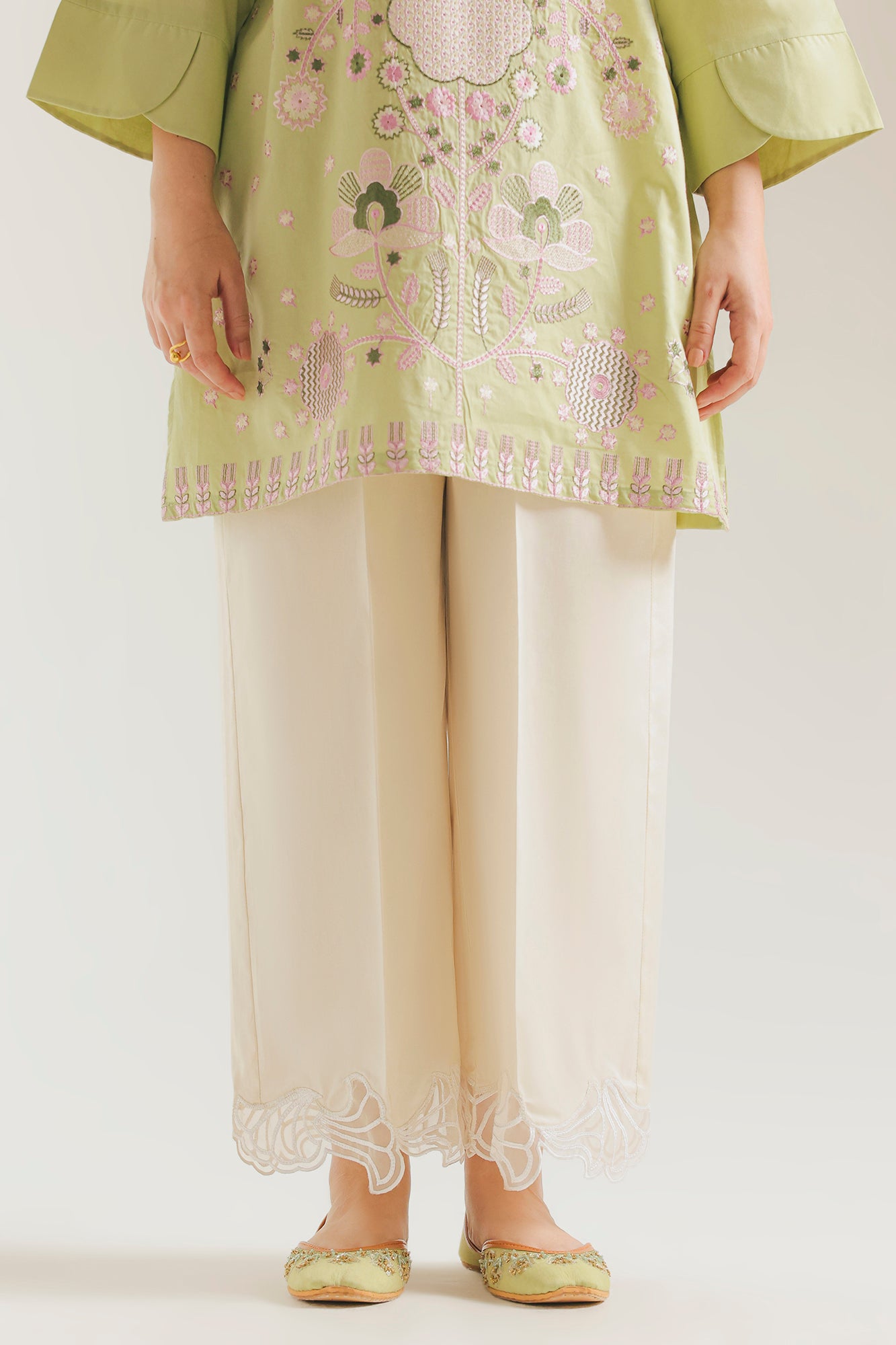 EMBROIDERED TROUSER (E7657/102/004)