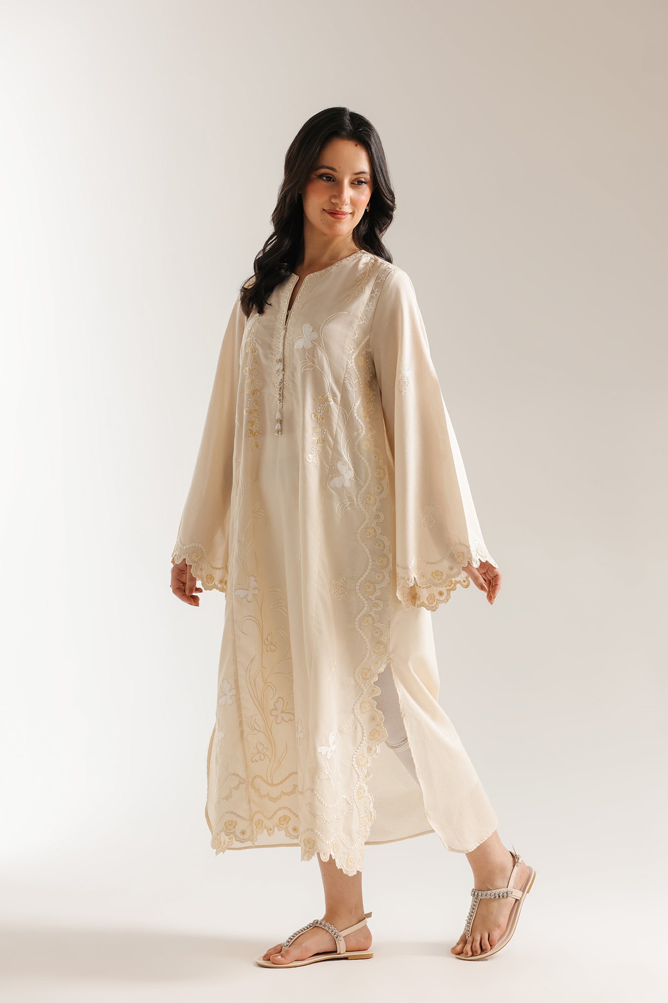 EMBROIDERED KAFTAN (E7724/102/006)