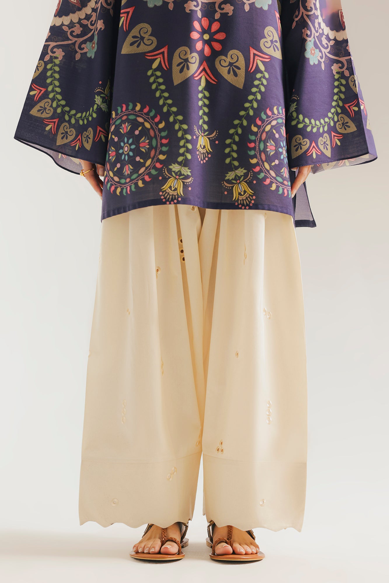 SHALWAR (E7742/102/002)