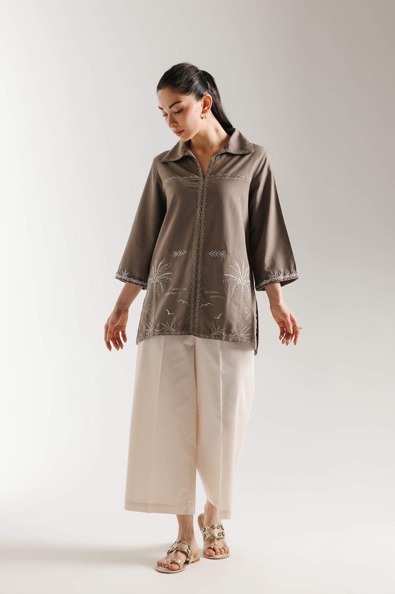 EMBROIDERED KURTI (E7910/102/819)