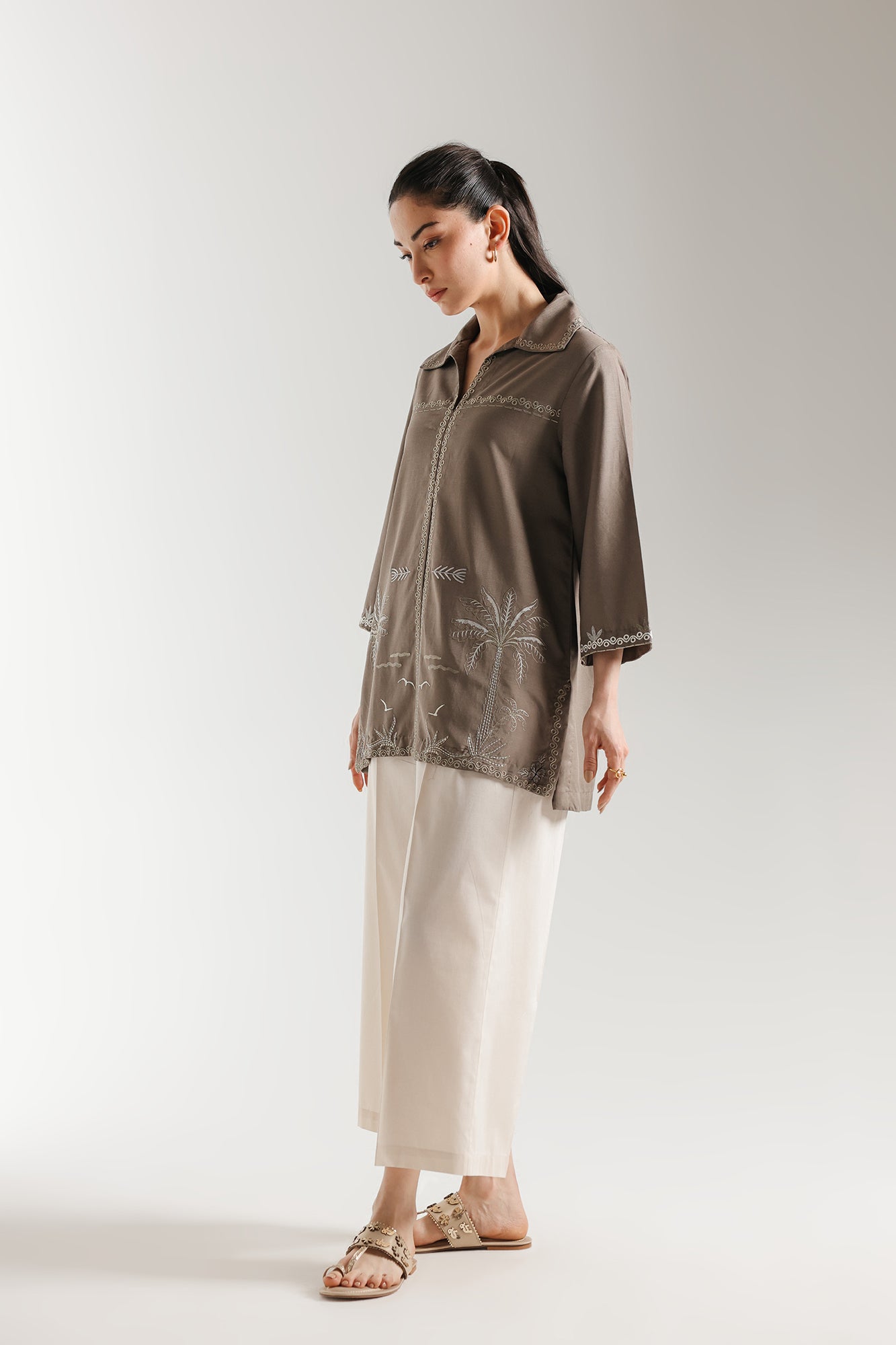 EMBROIDERED KURTI (E7910/102/819)