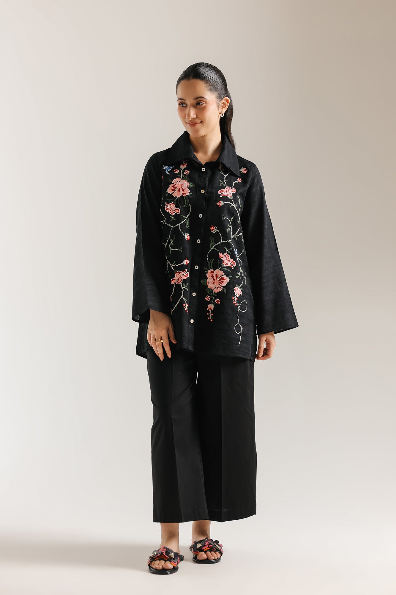 EMBROIDERED KURTI (E7918/102/902)