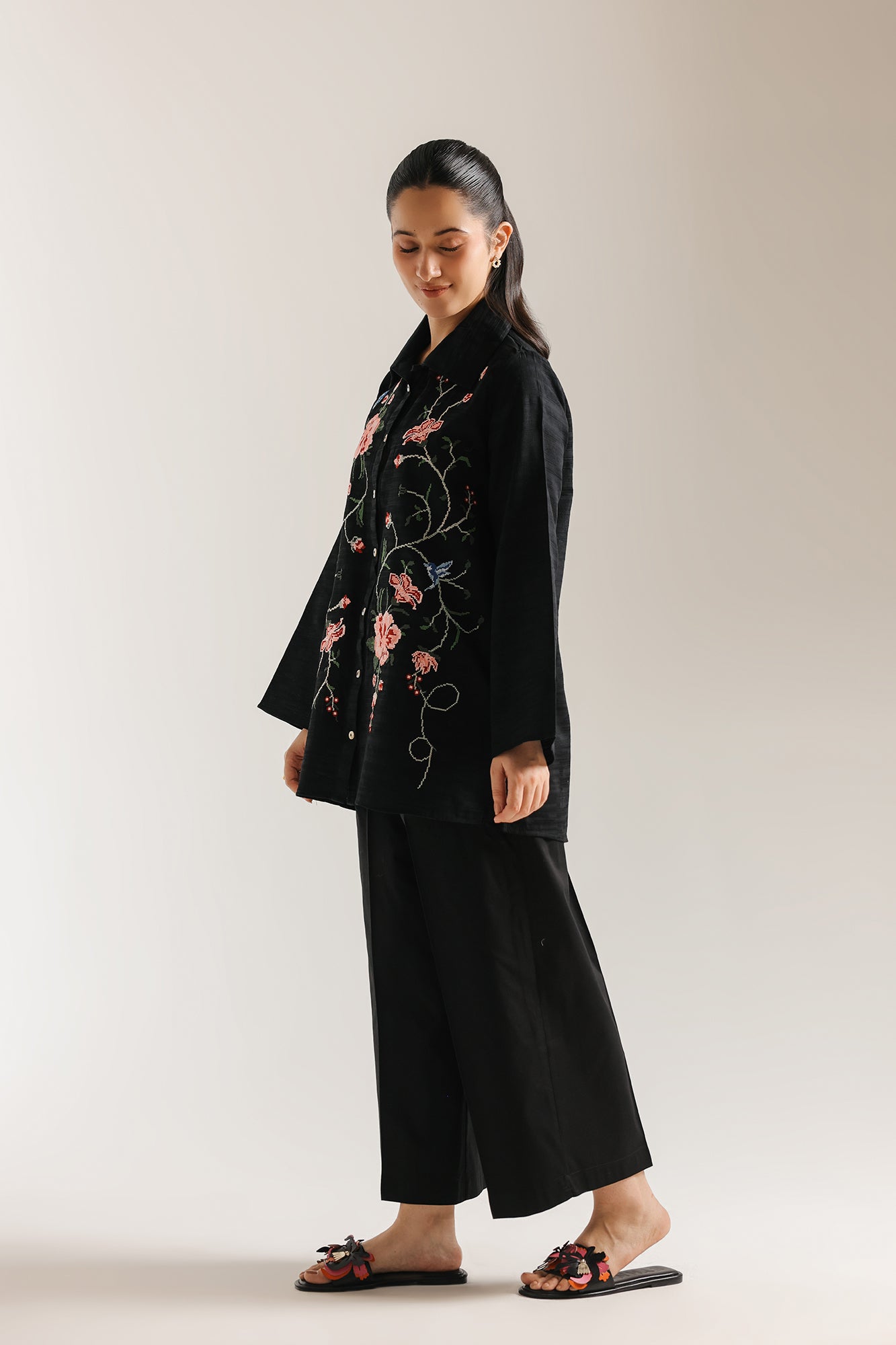 EMBROIDERED KURTI (E7918/102/902)