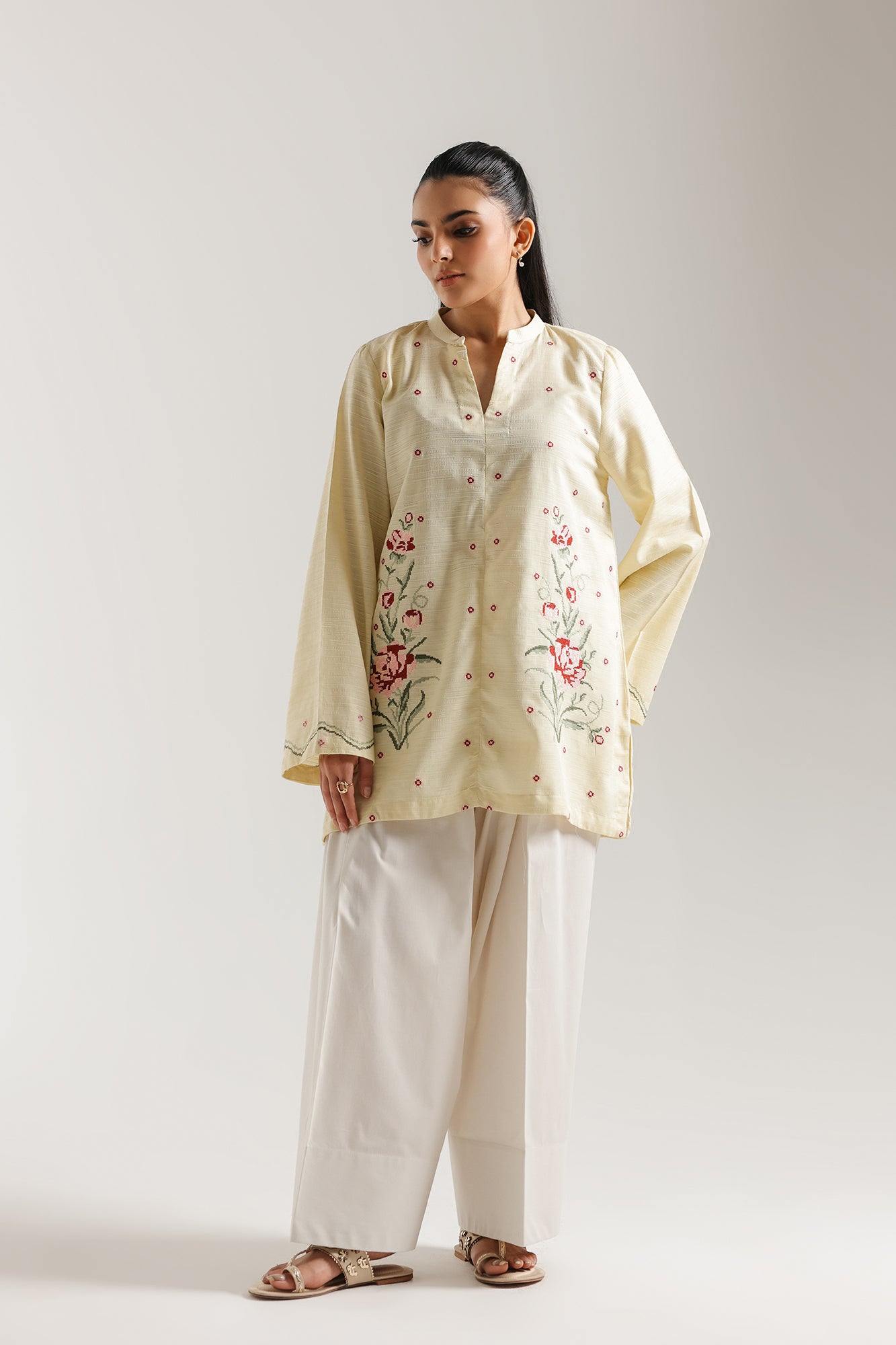EMBROIDERED KURTI (E7919/102/115)