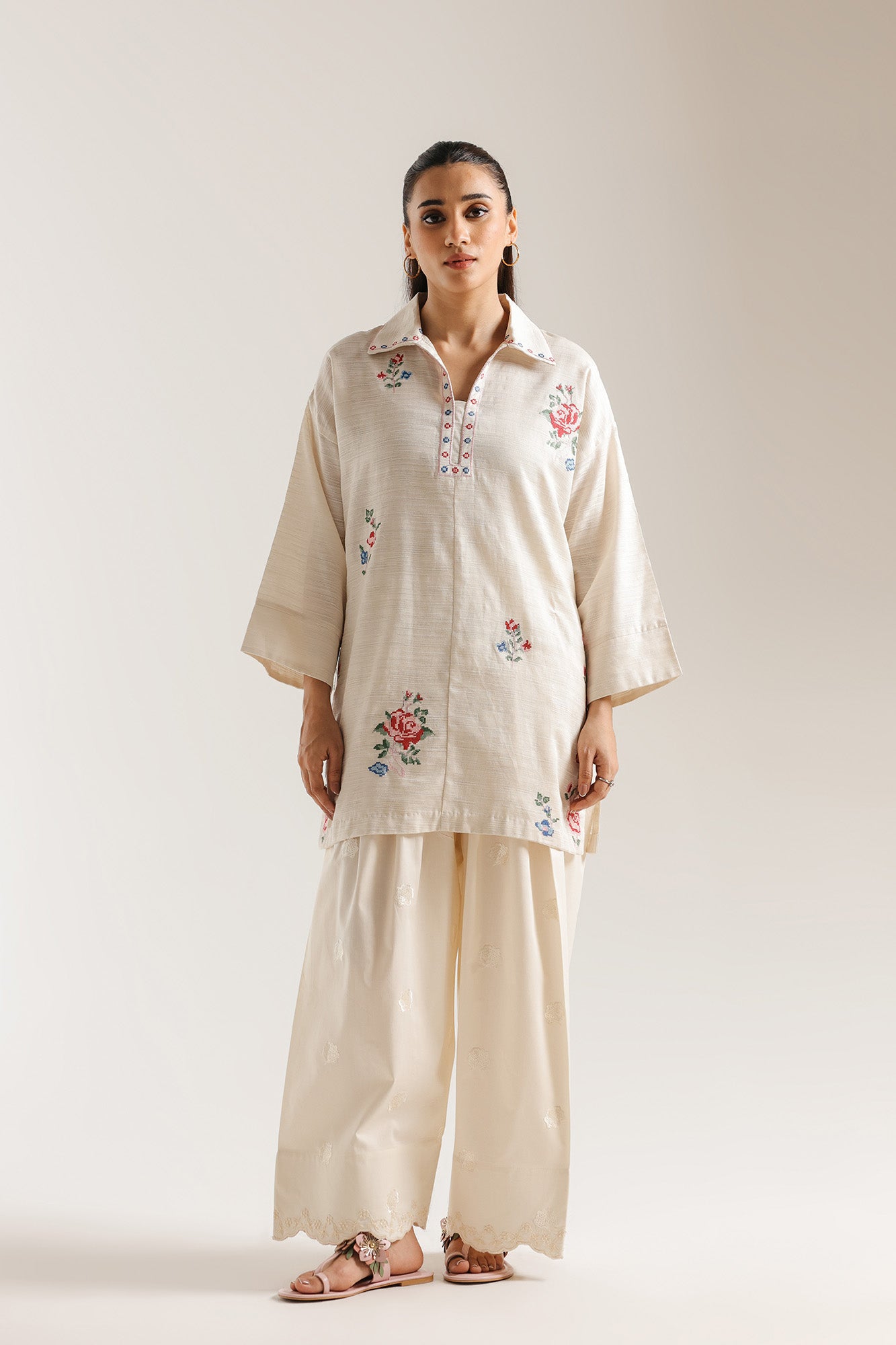 EMBROIDERED KURTI (E7921/102/005)