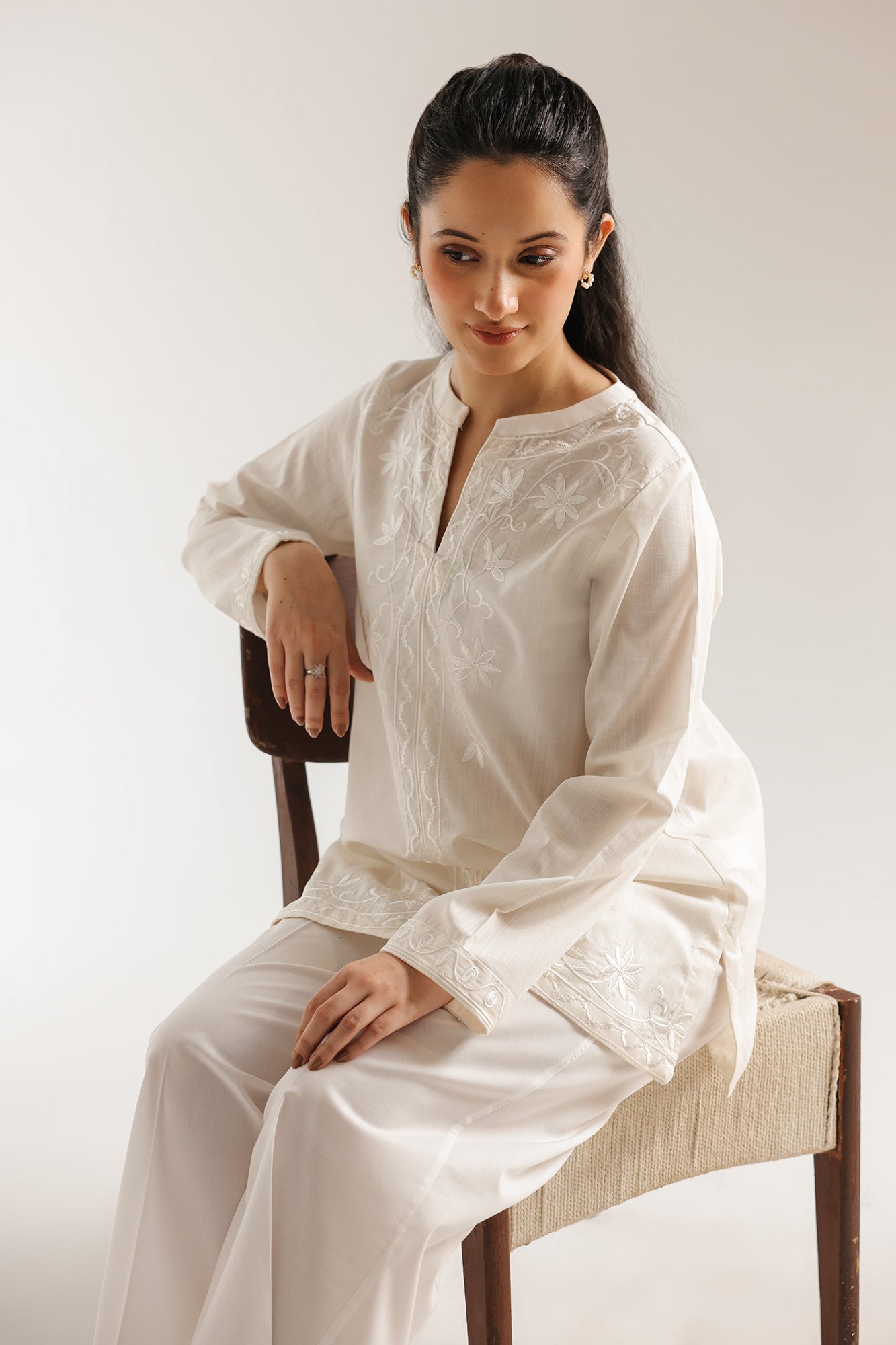 EMBROIDERED KURTI (E7930/102/002)