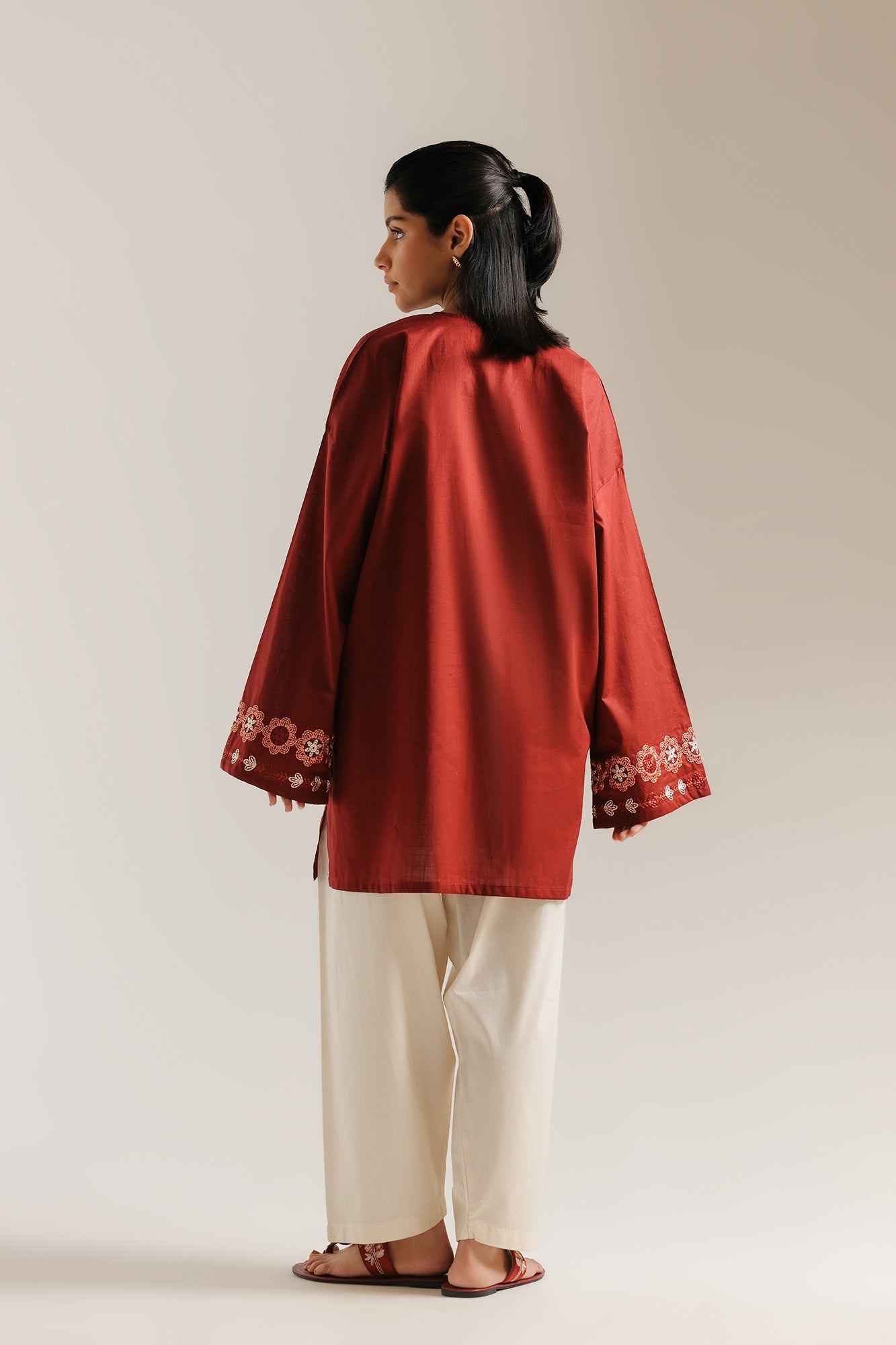 EMBROIDERED KURTI (E7964/102/304)