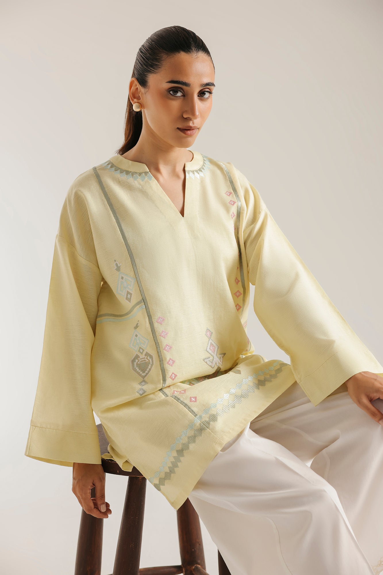 EMBROIDERED KURTI (E7981/102/115)