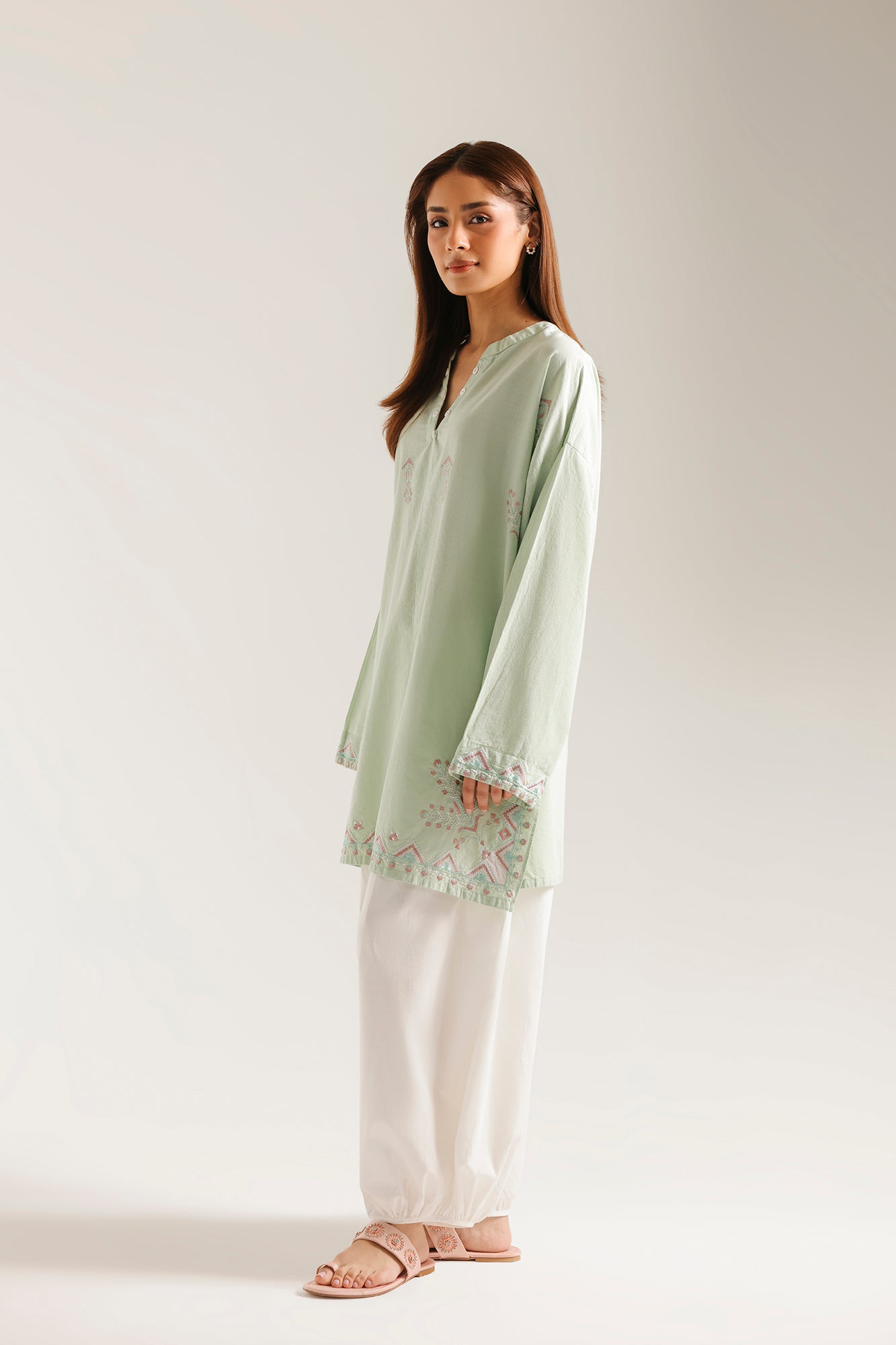 EMBROIDERED KURTI (E8007/102/130)