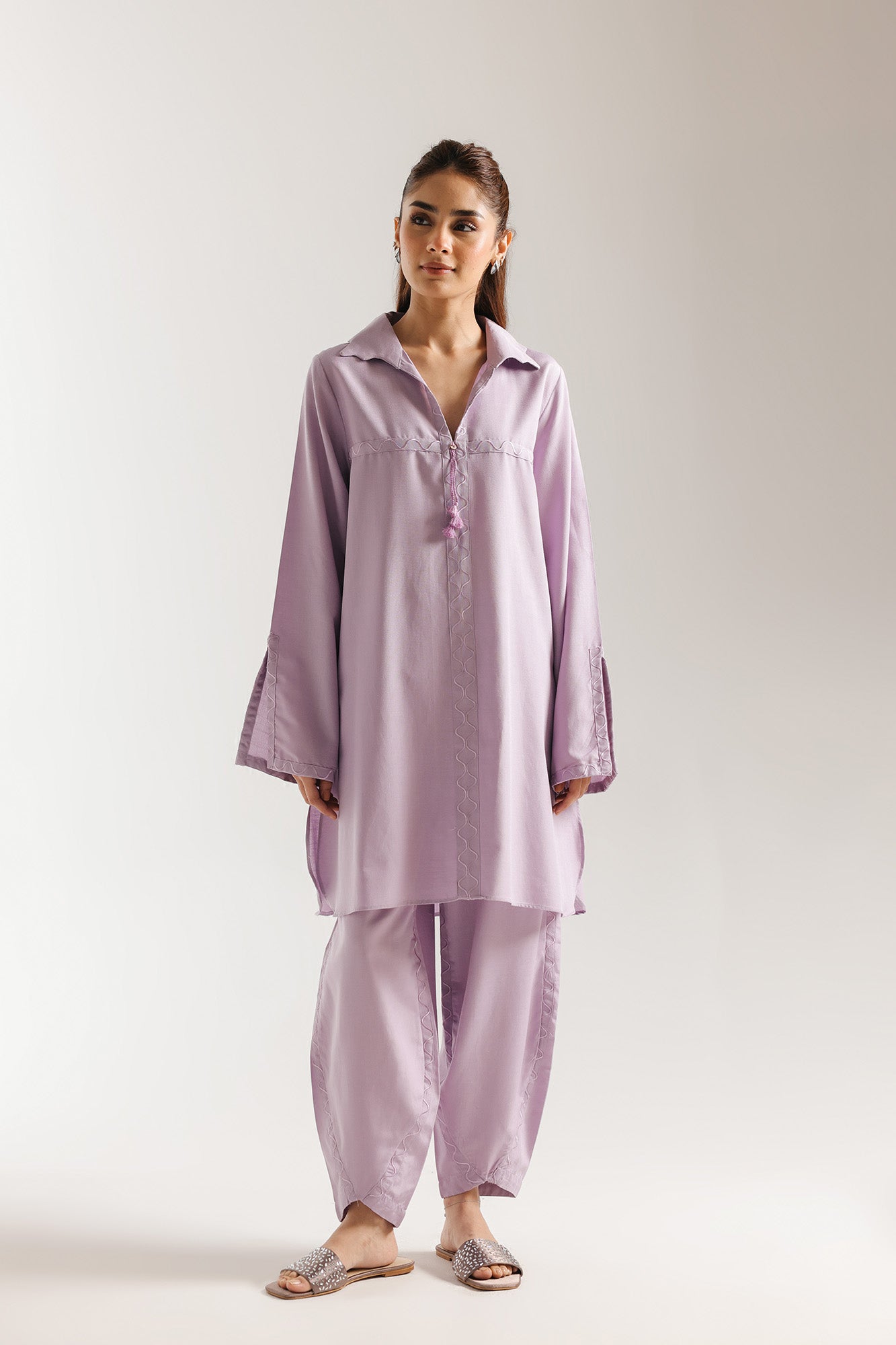 EMBROIDERED SUIT (E8052/102/513)