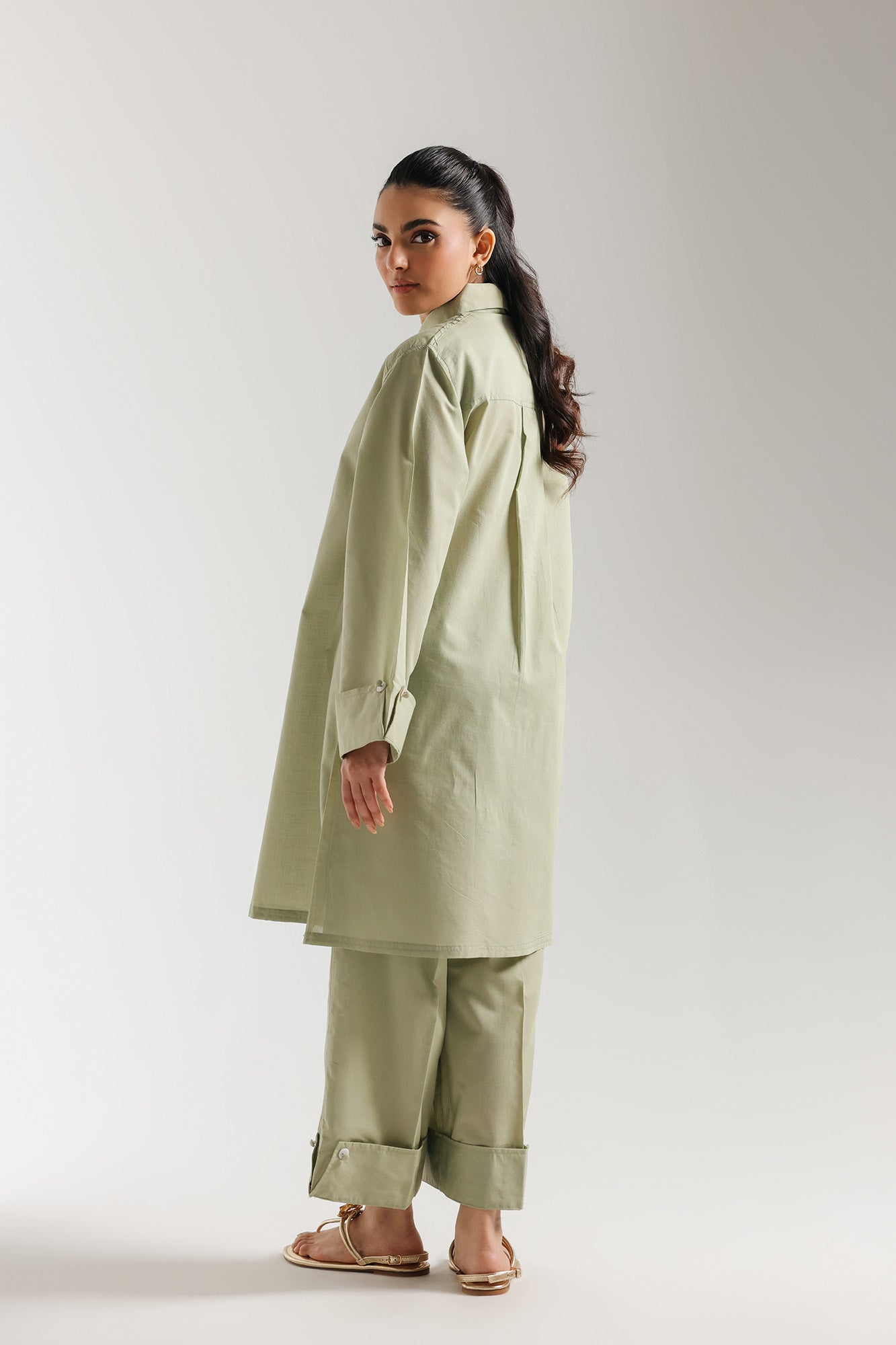 EMBROIDERED SUIT (E8084/102/127)