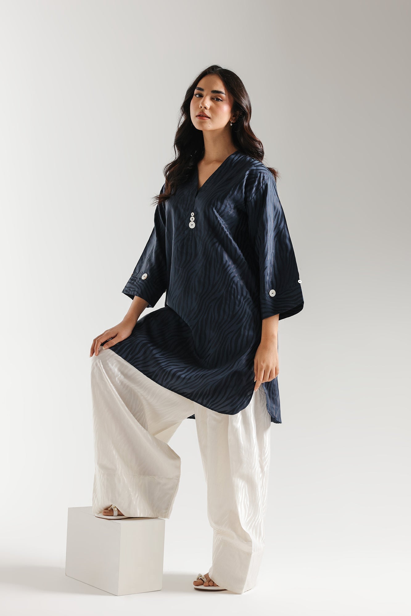 SOLID SHIRT (E8085/102/619)