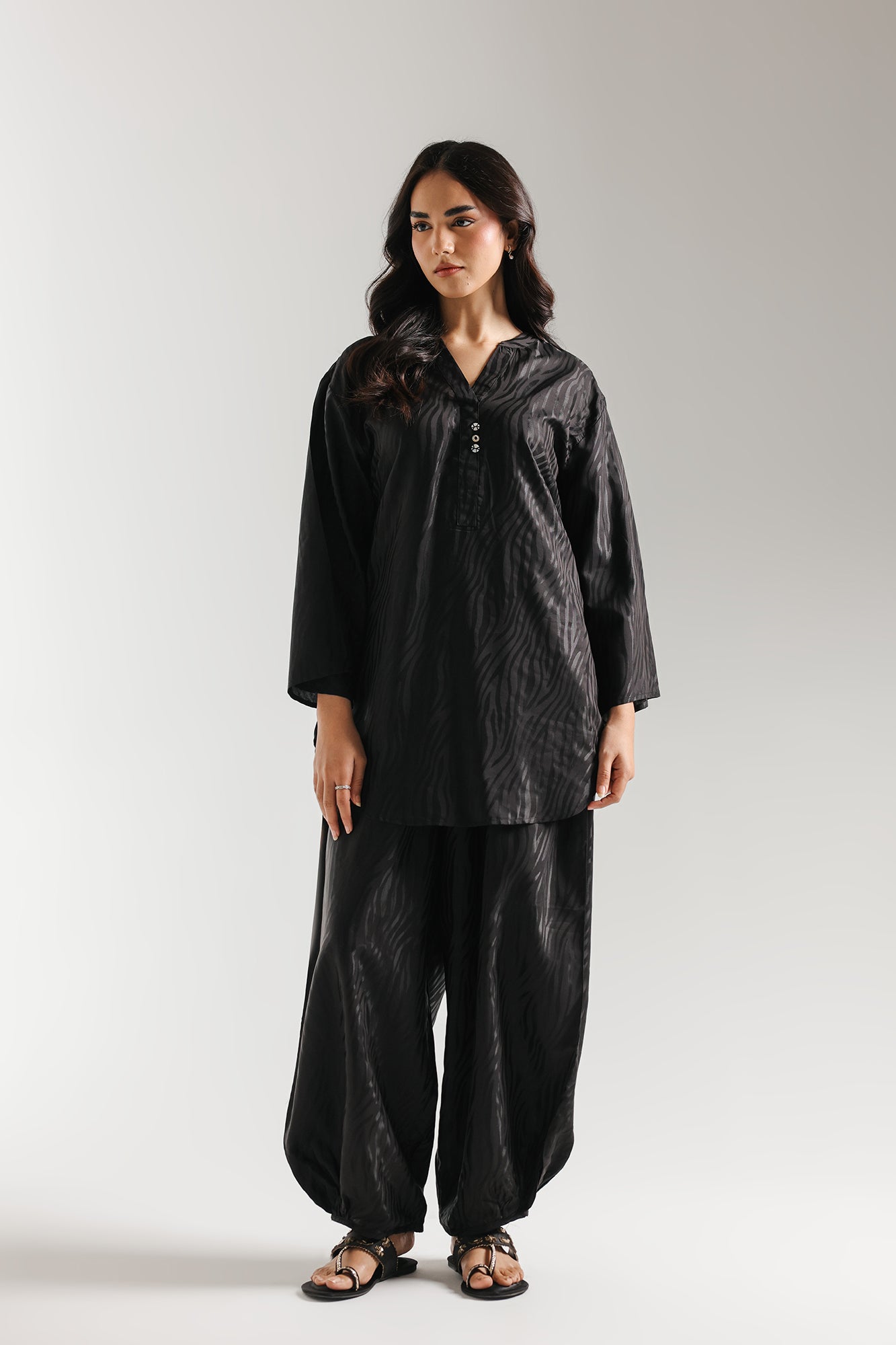 SOLID SUIT (E8086/102/902)