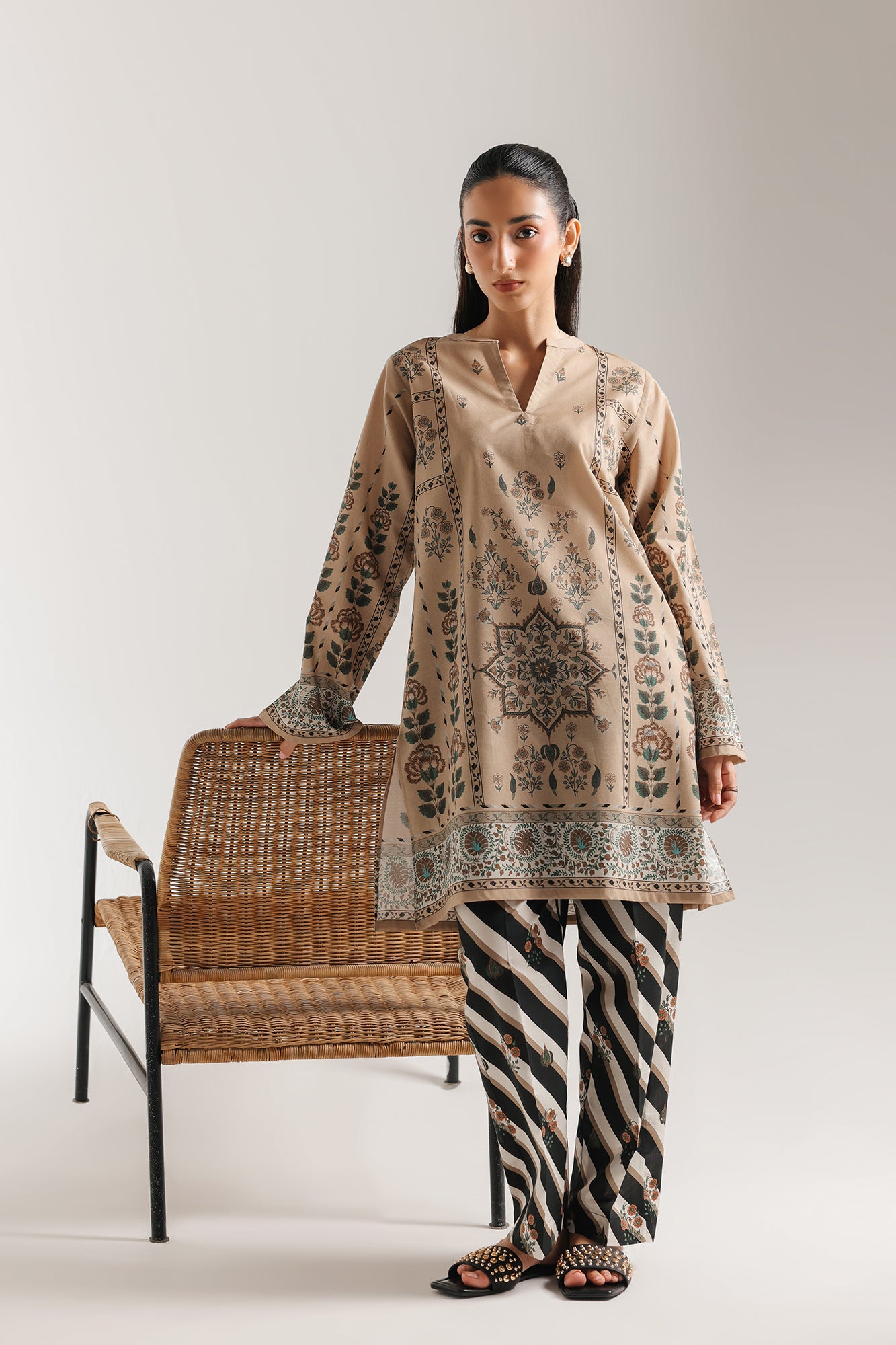 PRINTED SUIT (E8133/102/803)