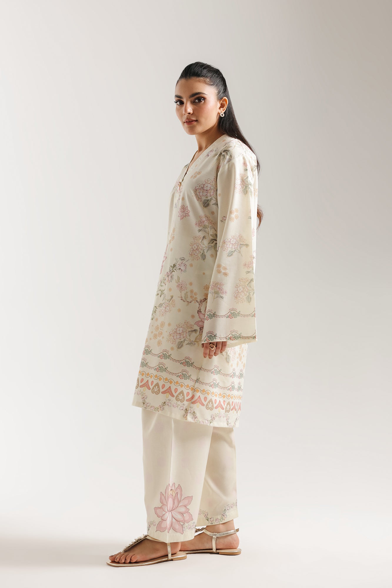 PRINTED SUIT (E8136/102/115)