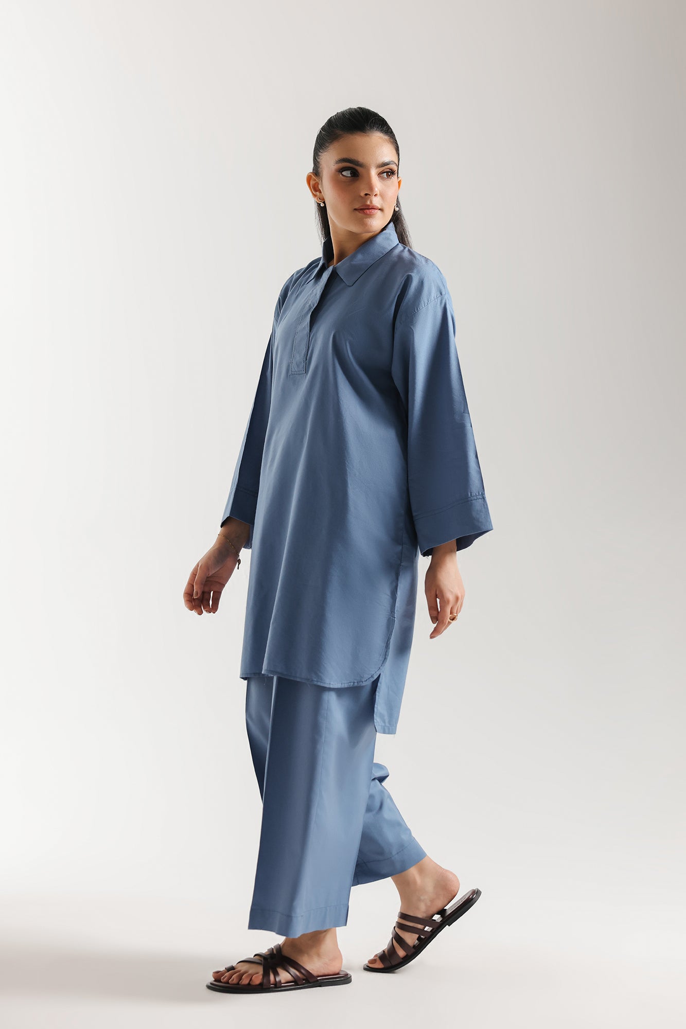 SOLID SUIT (E8150/102/628)