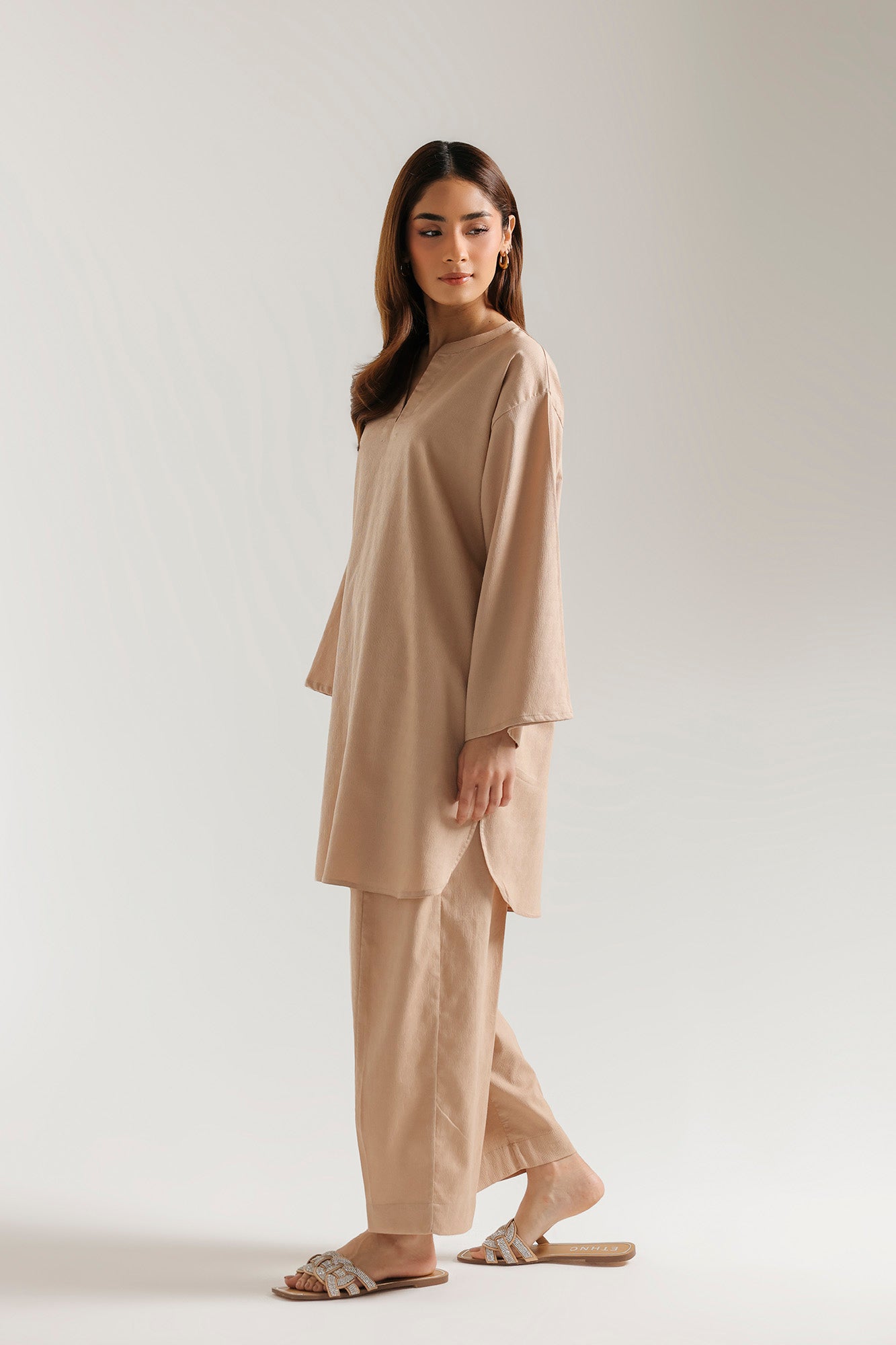 SOLID SUIT (E8186/102/007)