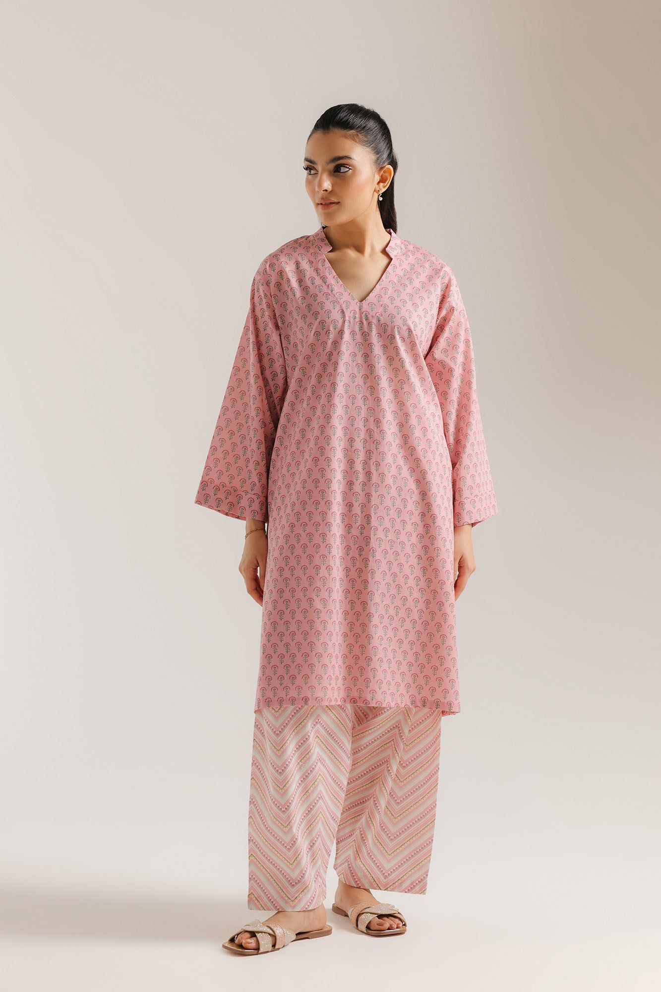 PRINTED SUIT (E8229/102/425)