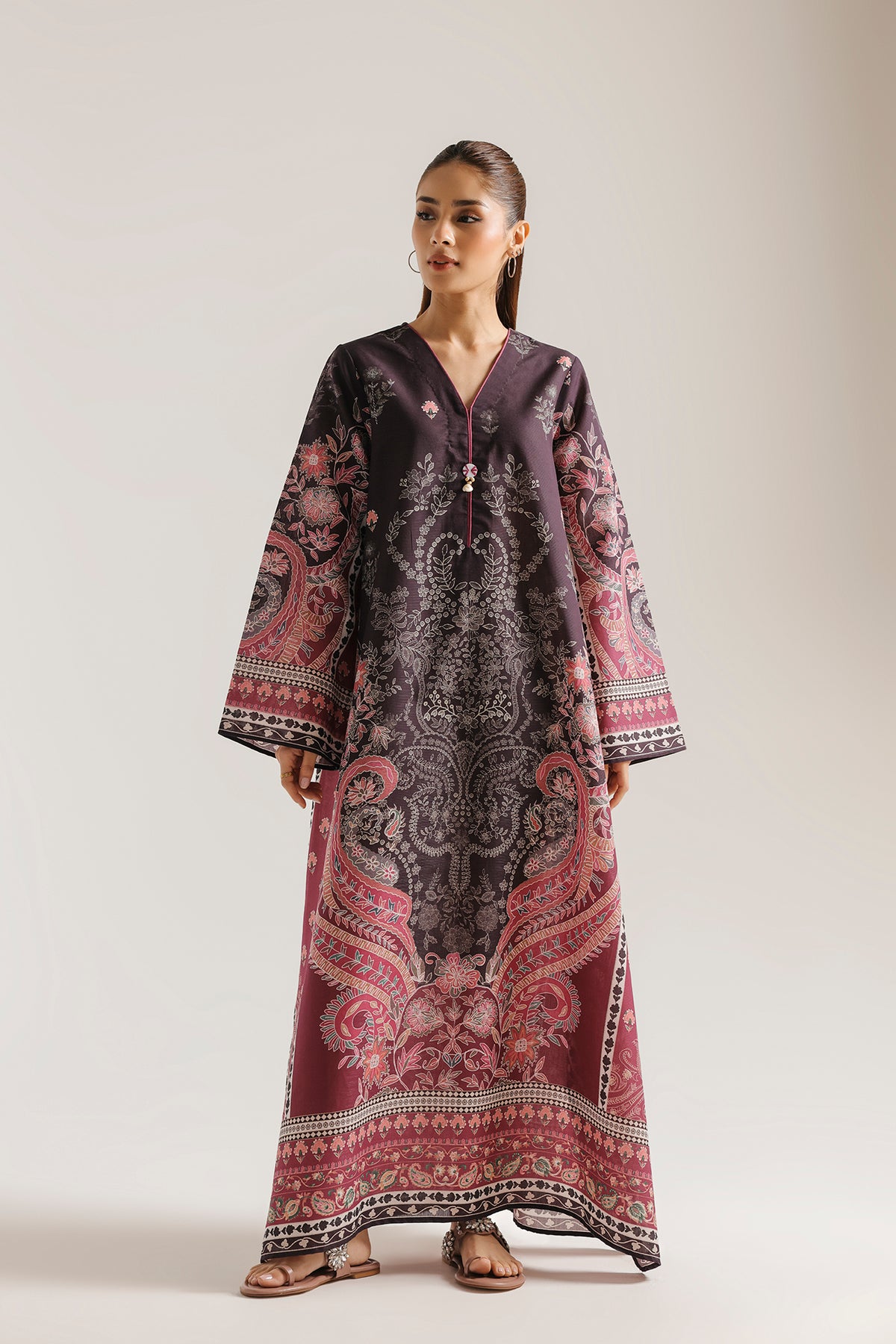 EMBROIDERED KAFTAN (E8312/102/518)