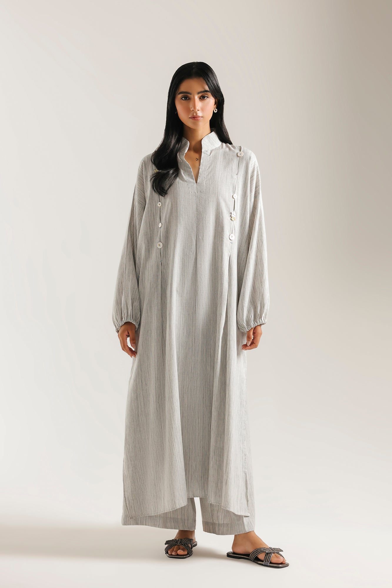 SUIT (E8317-102-006)
