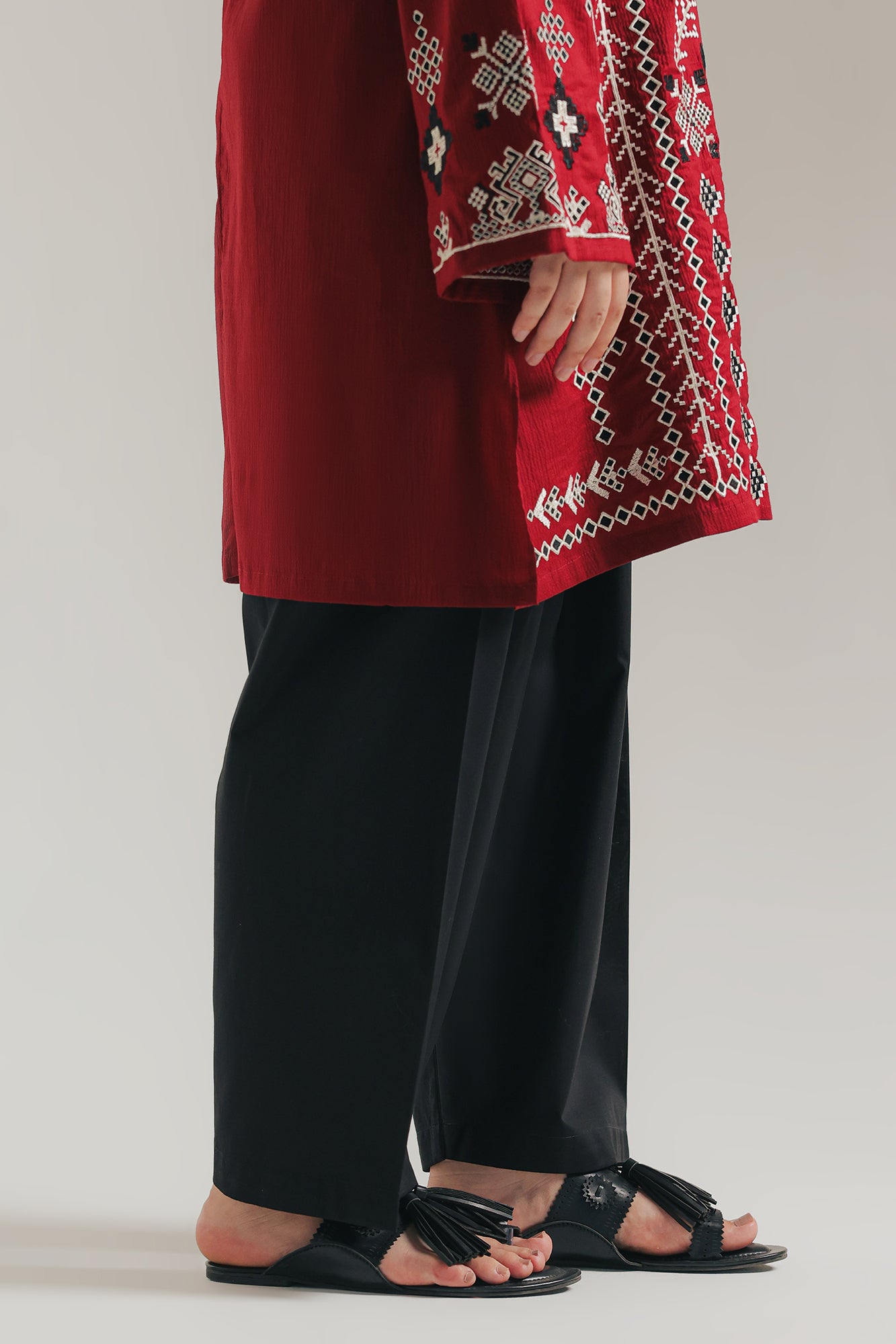 SHALWAR (E8331/102/902)