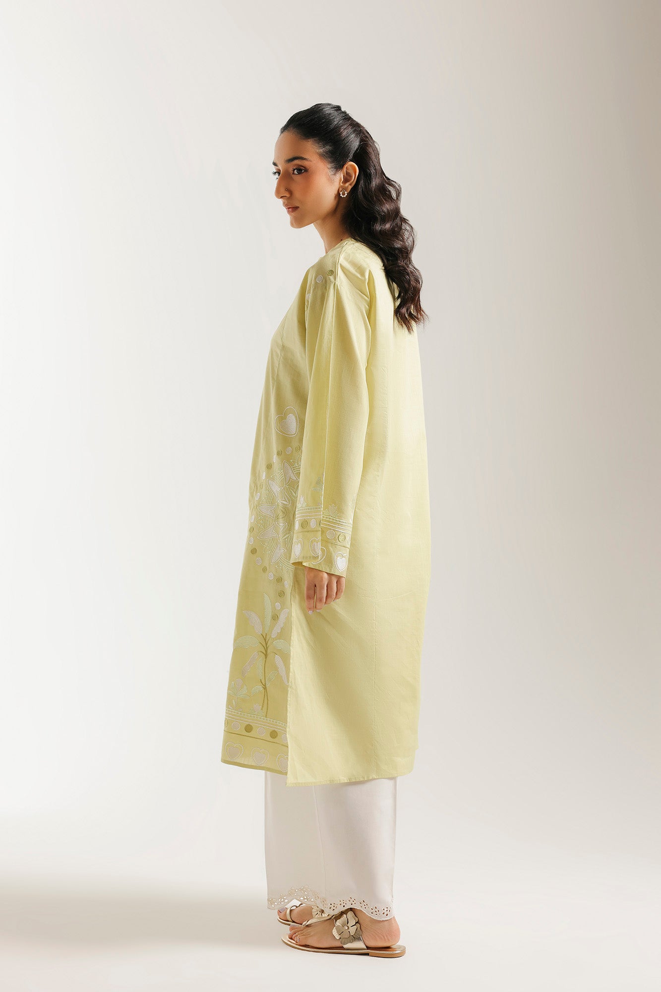 EMBROIDERED SHIRT (E9206/102/125)