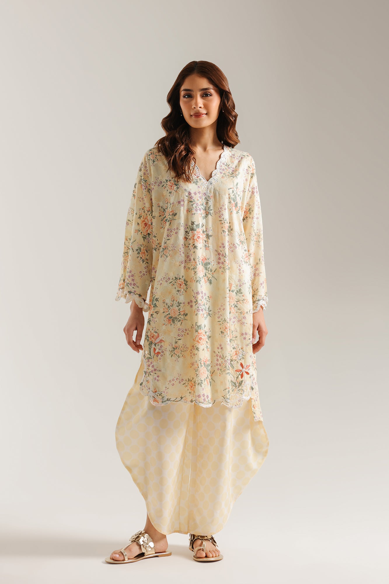 EMBROIDERED SUIT (E9226/102/115)