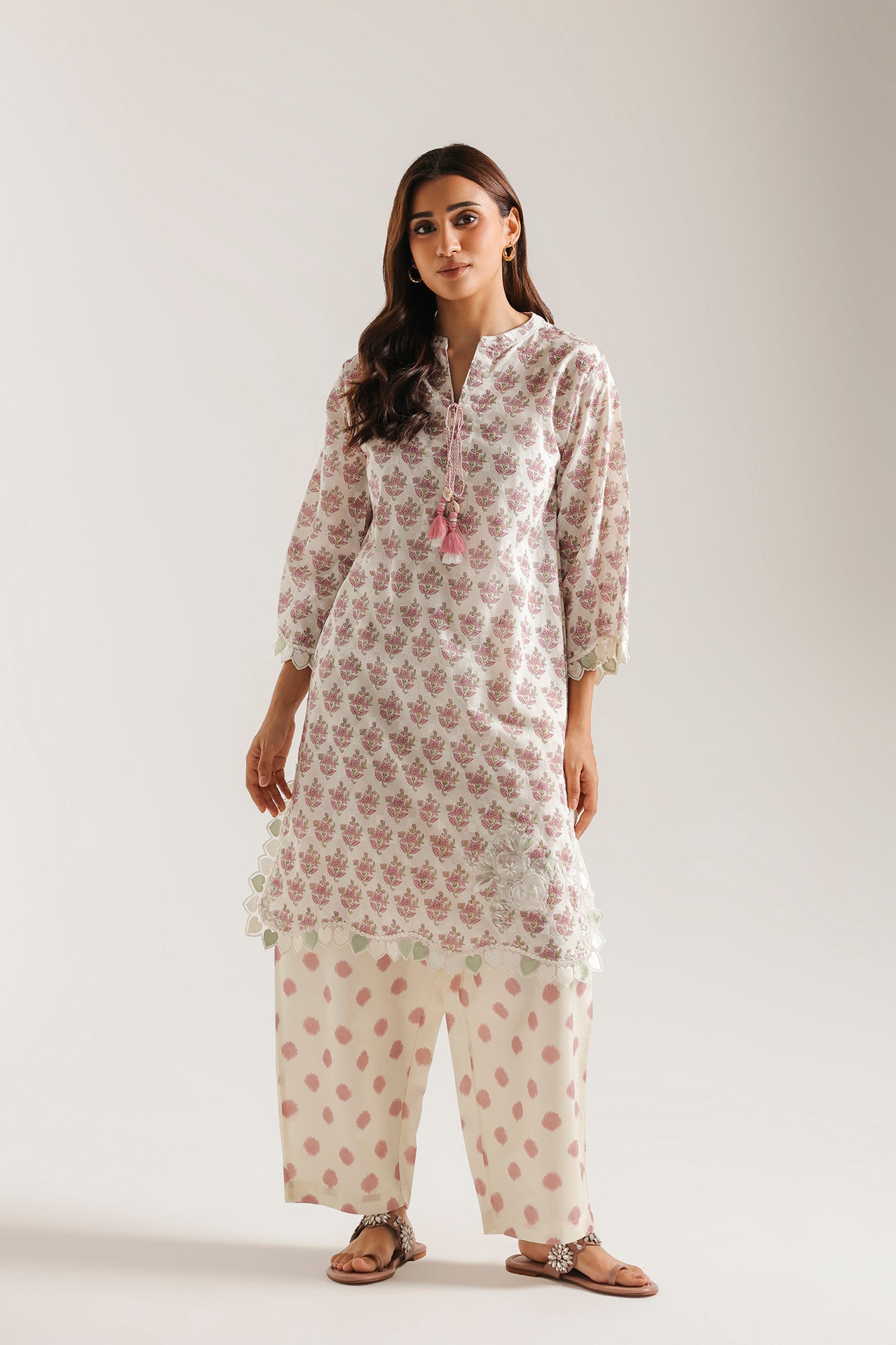EMBROIDERED SUIT (E9227/102/002)