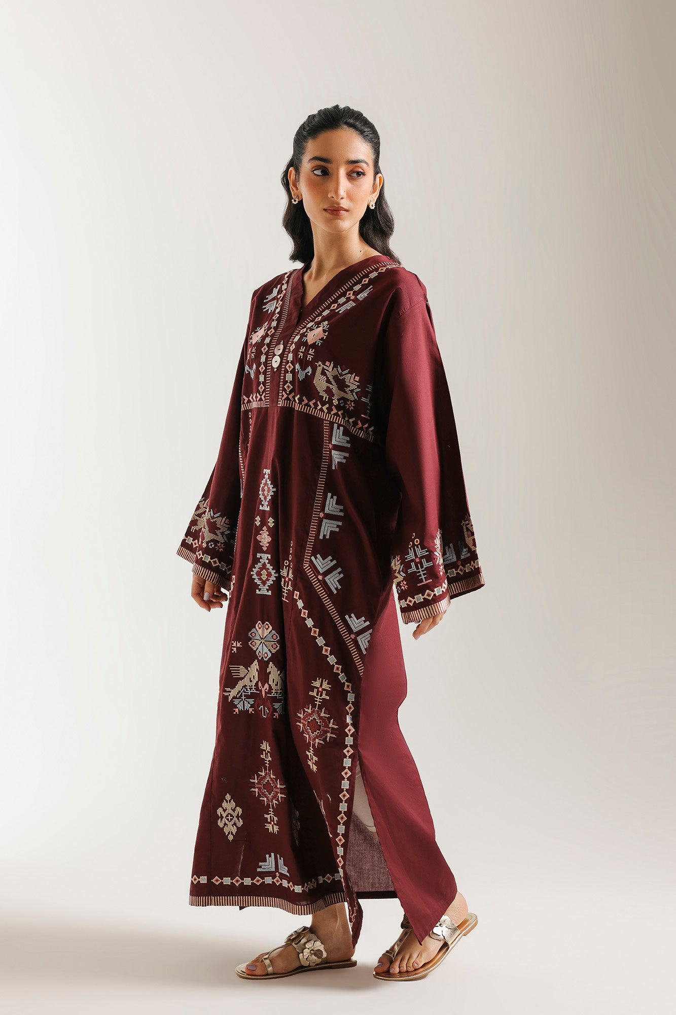 EMBROIDERED DRESS (E9232/102/519)