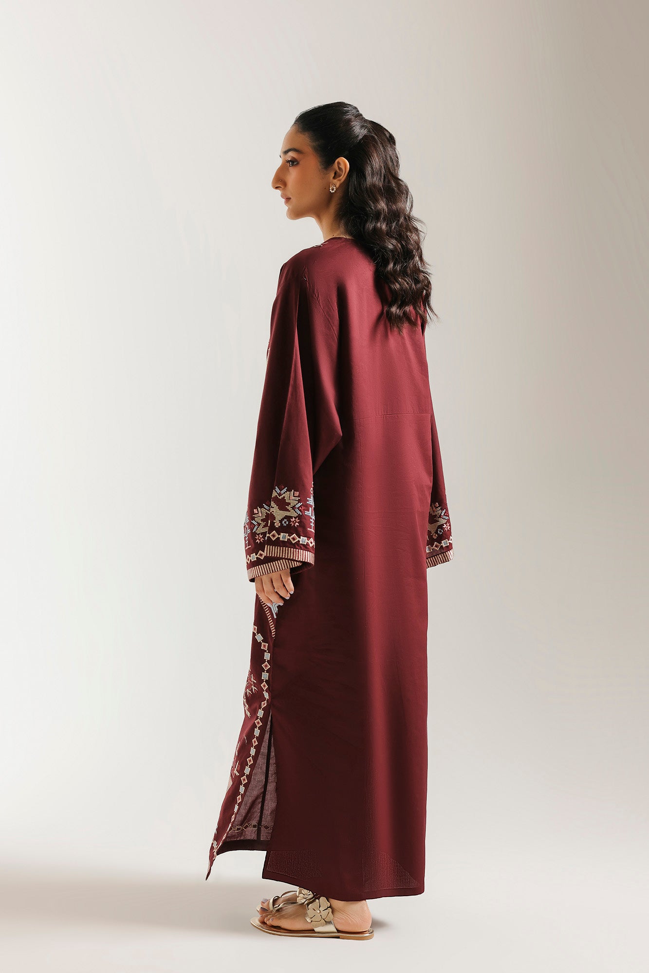 EMBROIDERED DRESS (E9232/102/519)