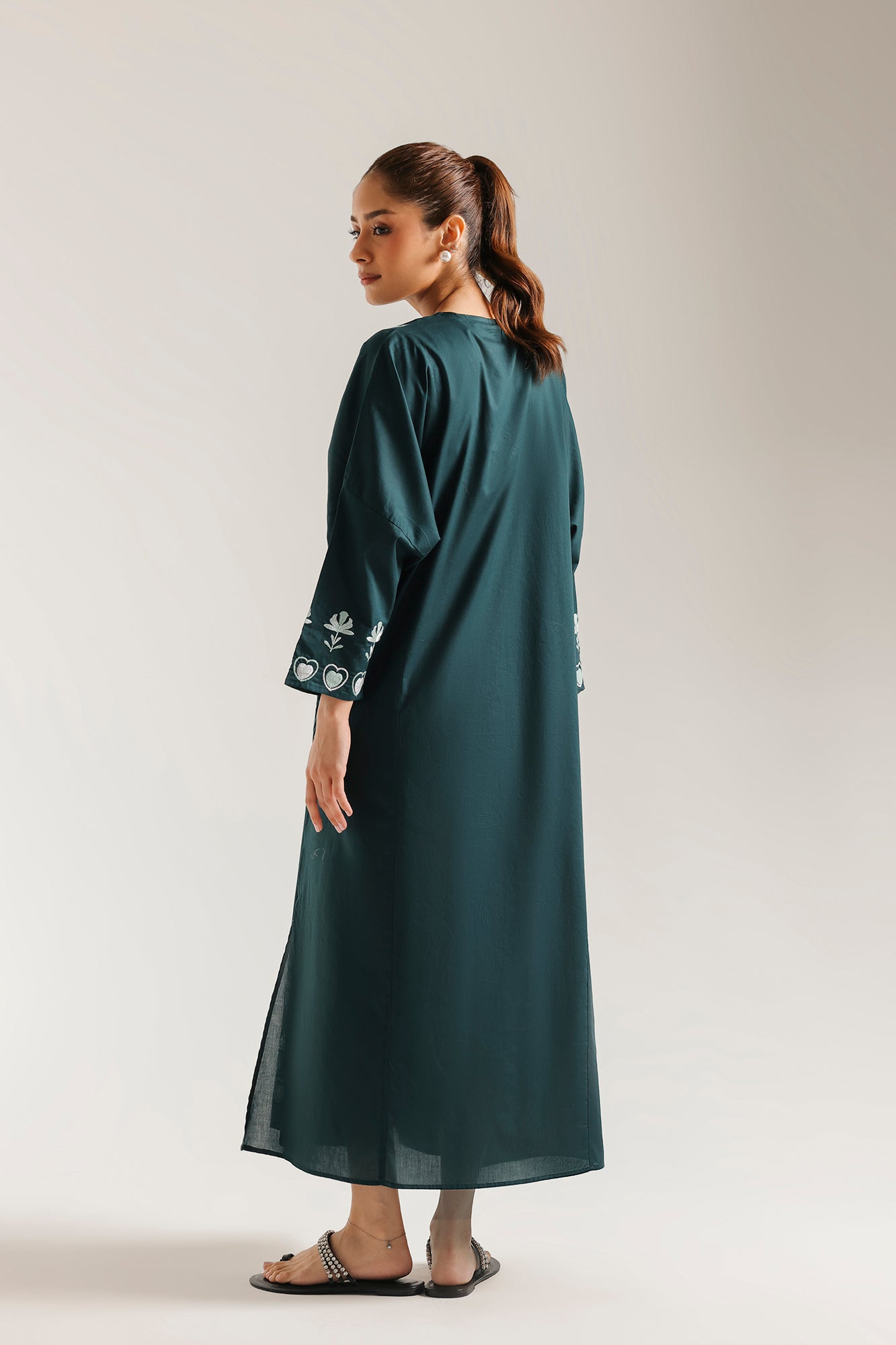 EMBROIDERED DRESS (E9233/102/711)