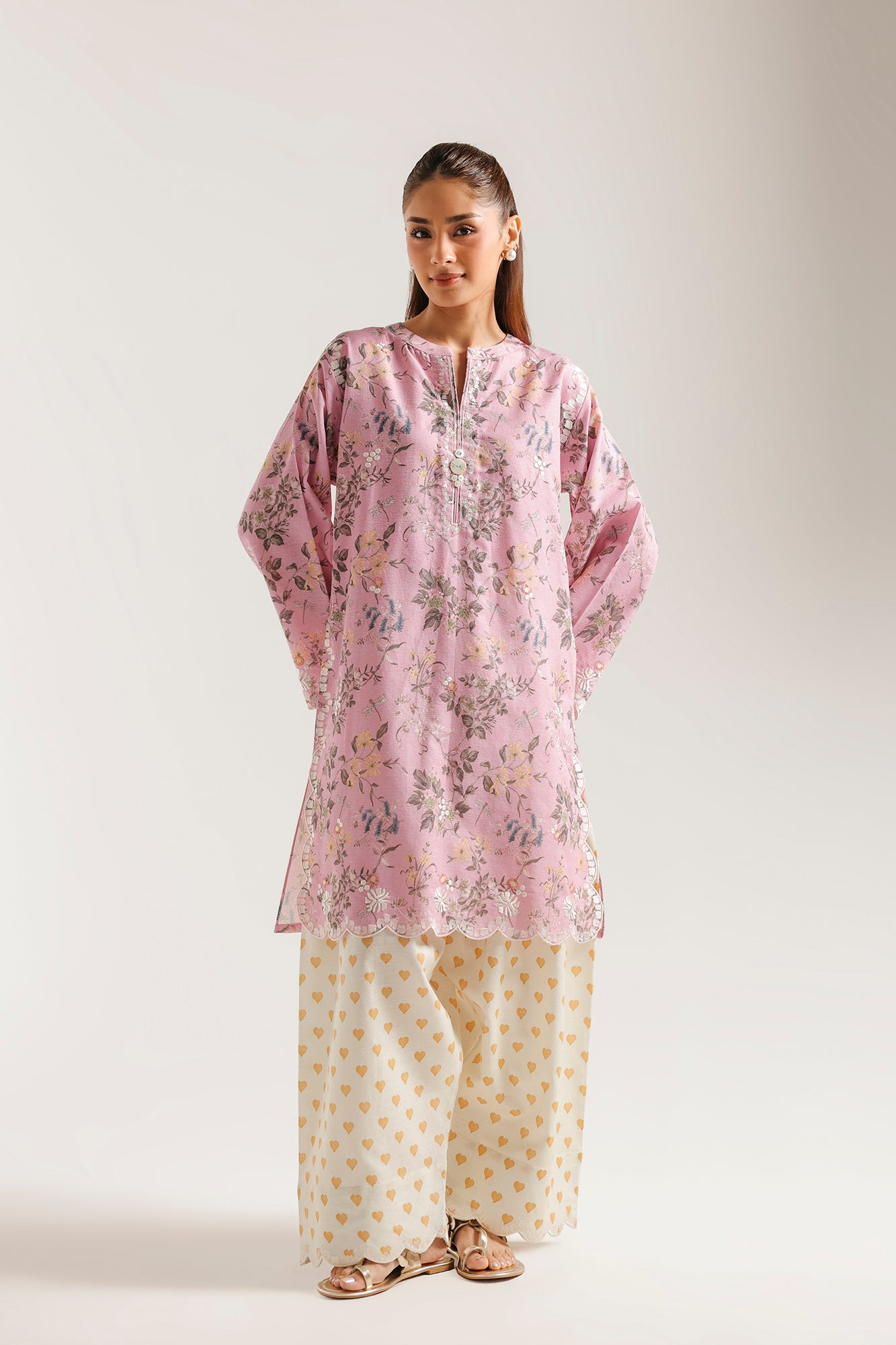 EMBROIDERED SUIT (E9246/102/528)