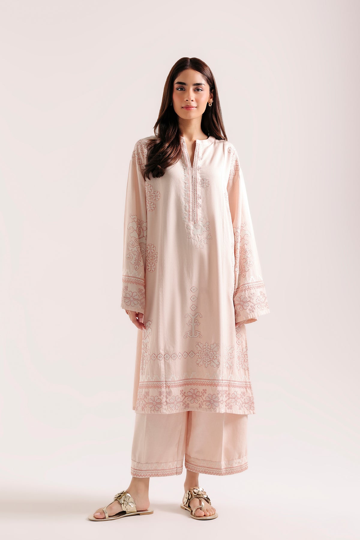 EMBROIDERED SUIT (E9520-102-329)