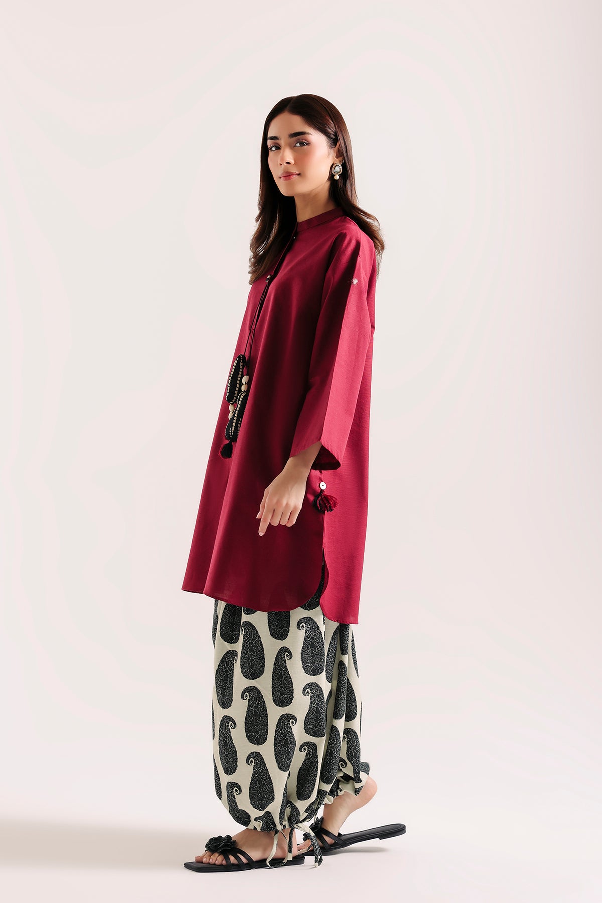 EMBROIDERED SUIT (E9534-102-306)