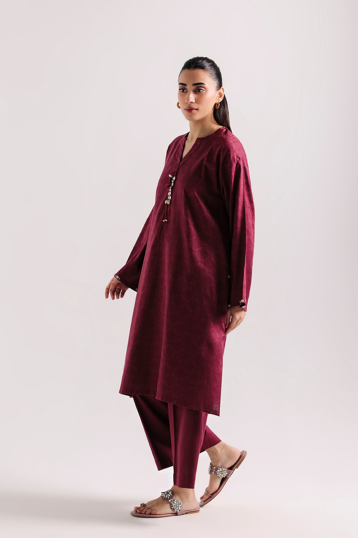 EMBROIDERED SUIT (E9554-102-416)