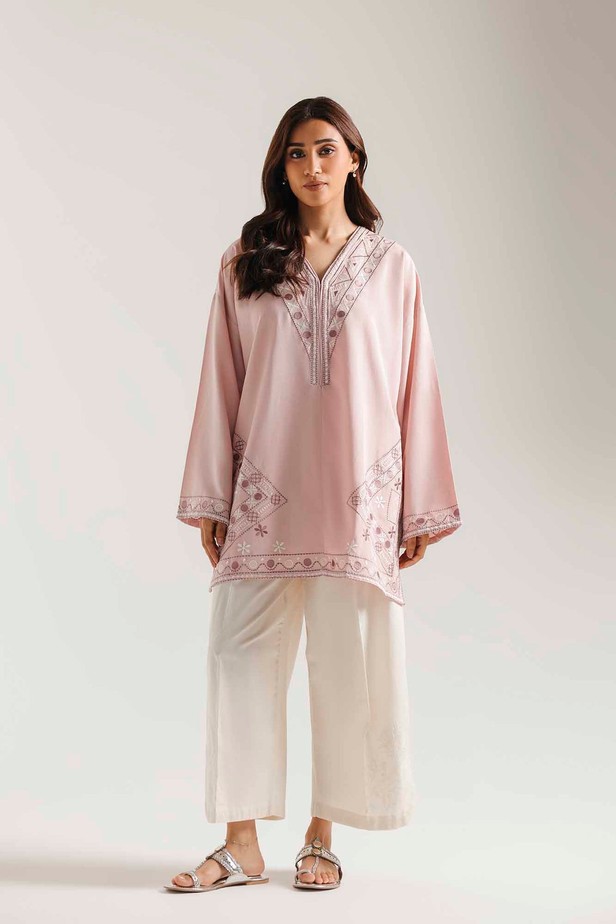 EMBROIDERED KURTI (E9602-102-427)