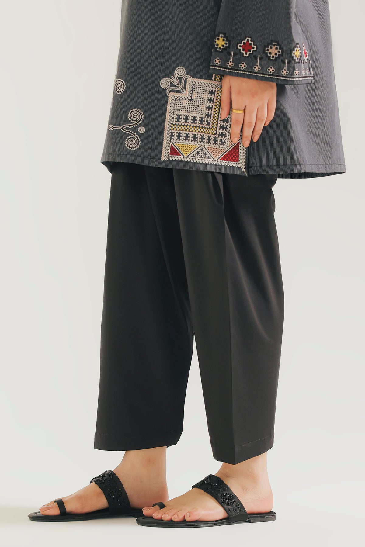 SHALWAR (E9632-102-902)