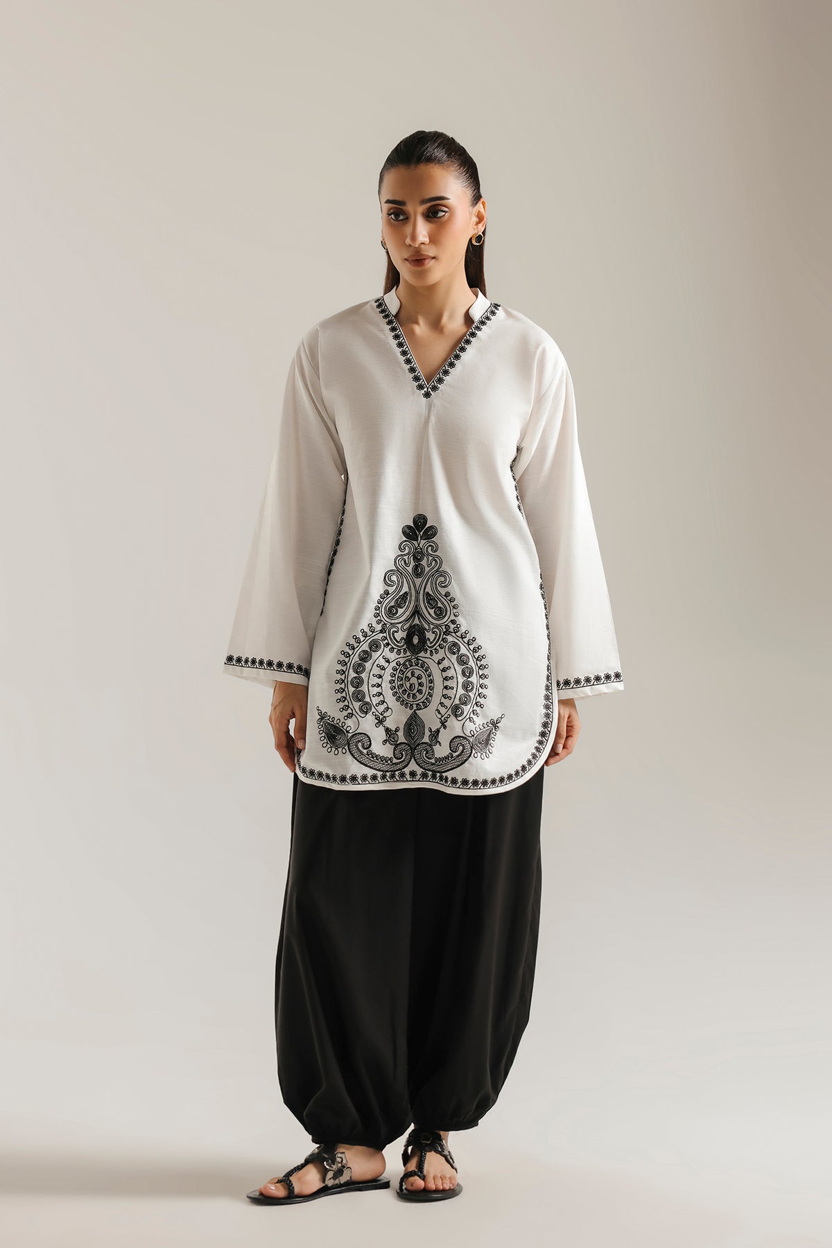 EMBROIDERED KURTI (E9692-102-001)