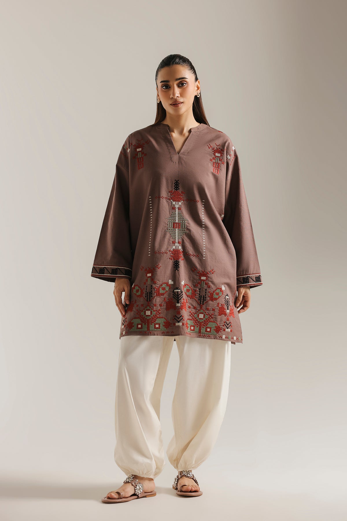 EMBROIDERED KURTI (E9694-102-815)