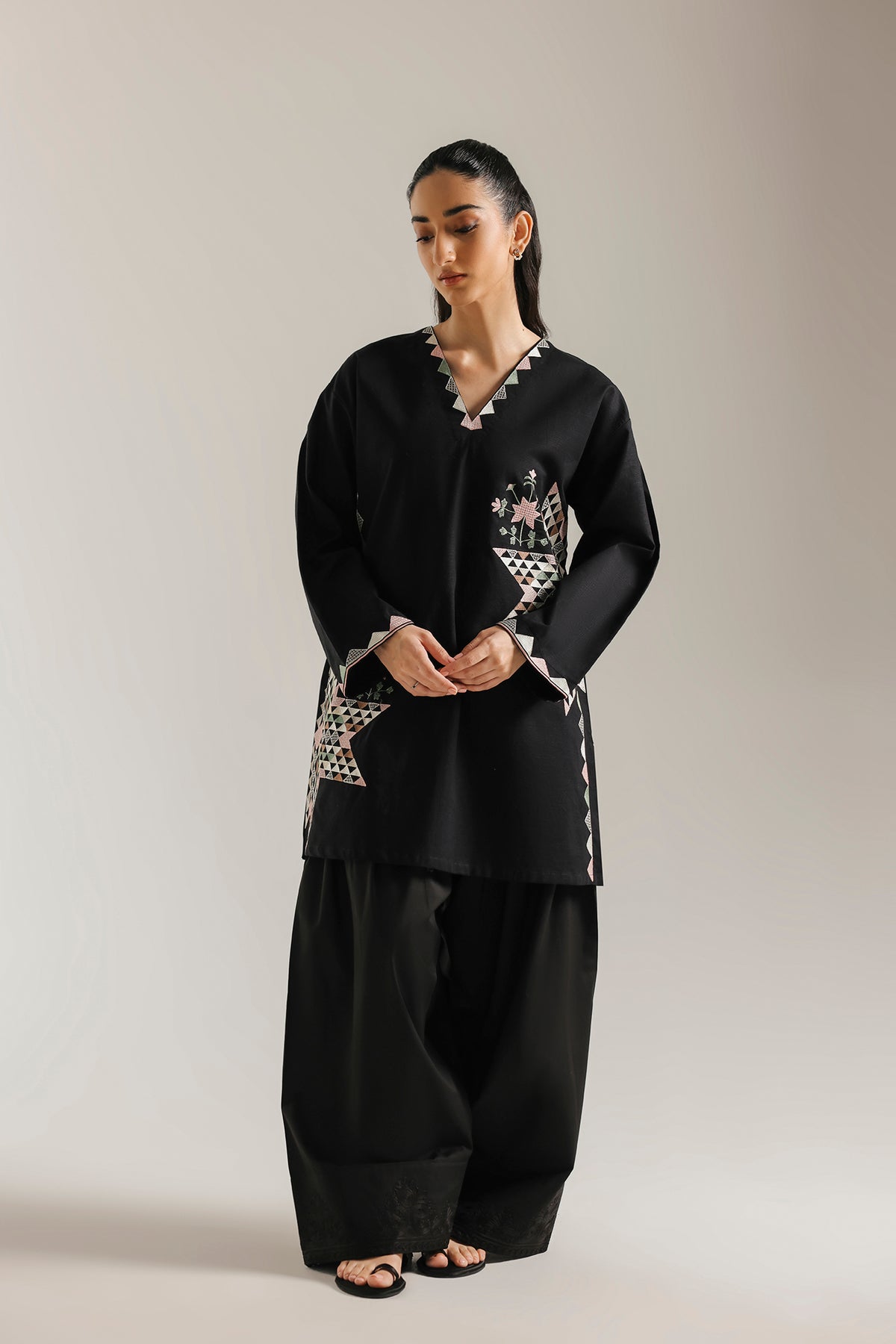 EMBROIDERED KURTI (E9696-102-902)