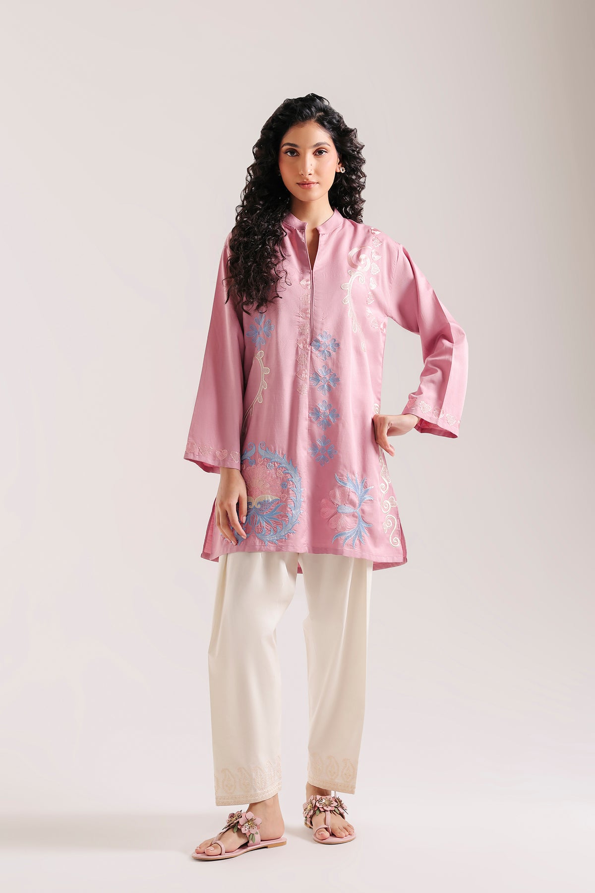 EMBROIDERED KURTI (E9698-102-527)