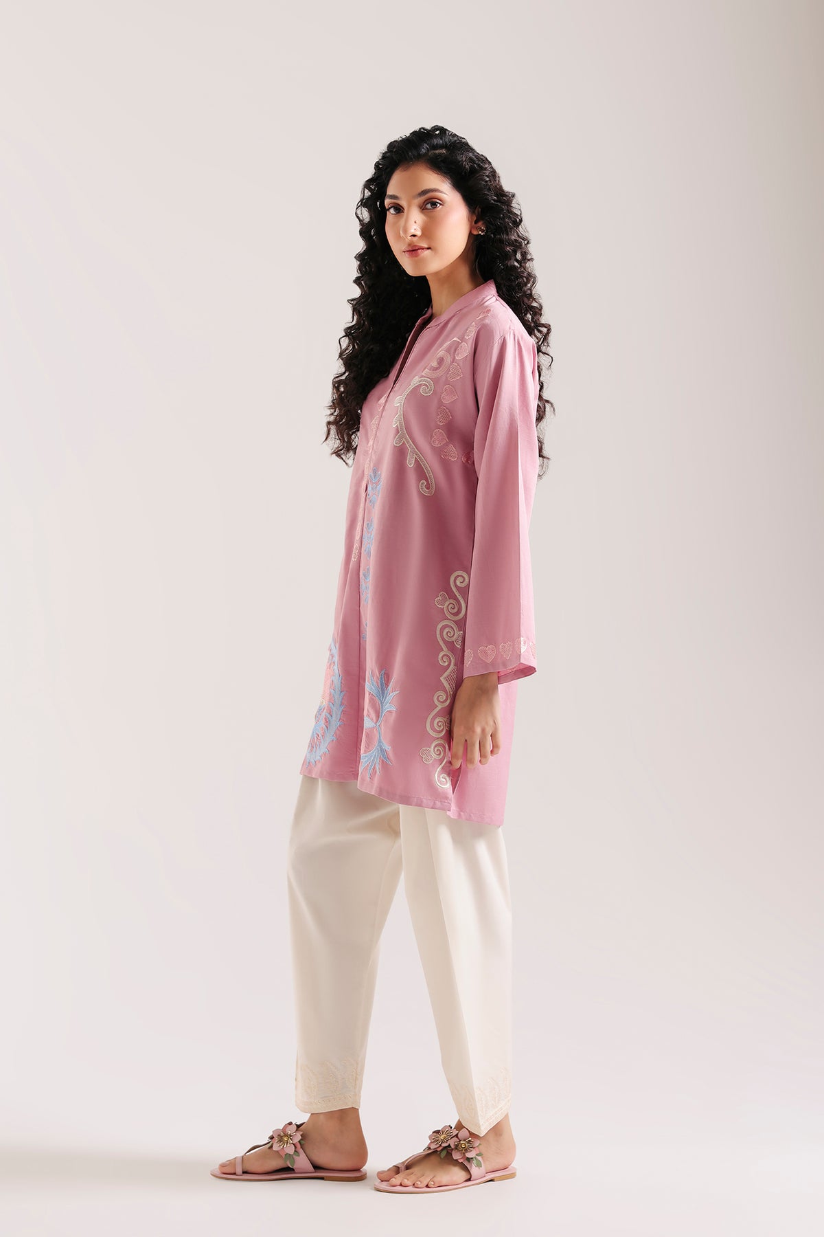EMBROIDERED KURTI (E9698-102-527)
