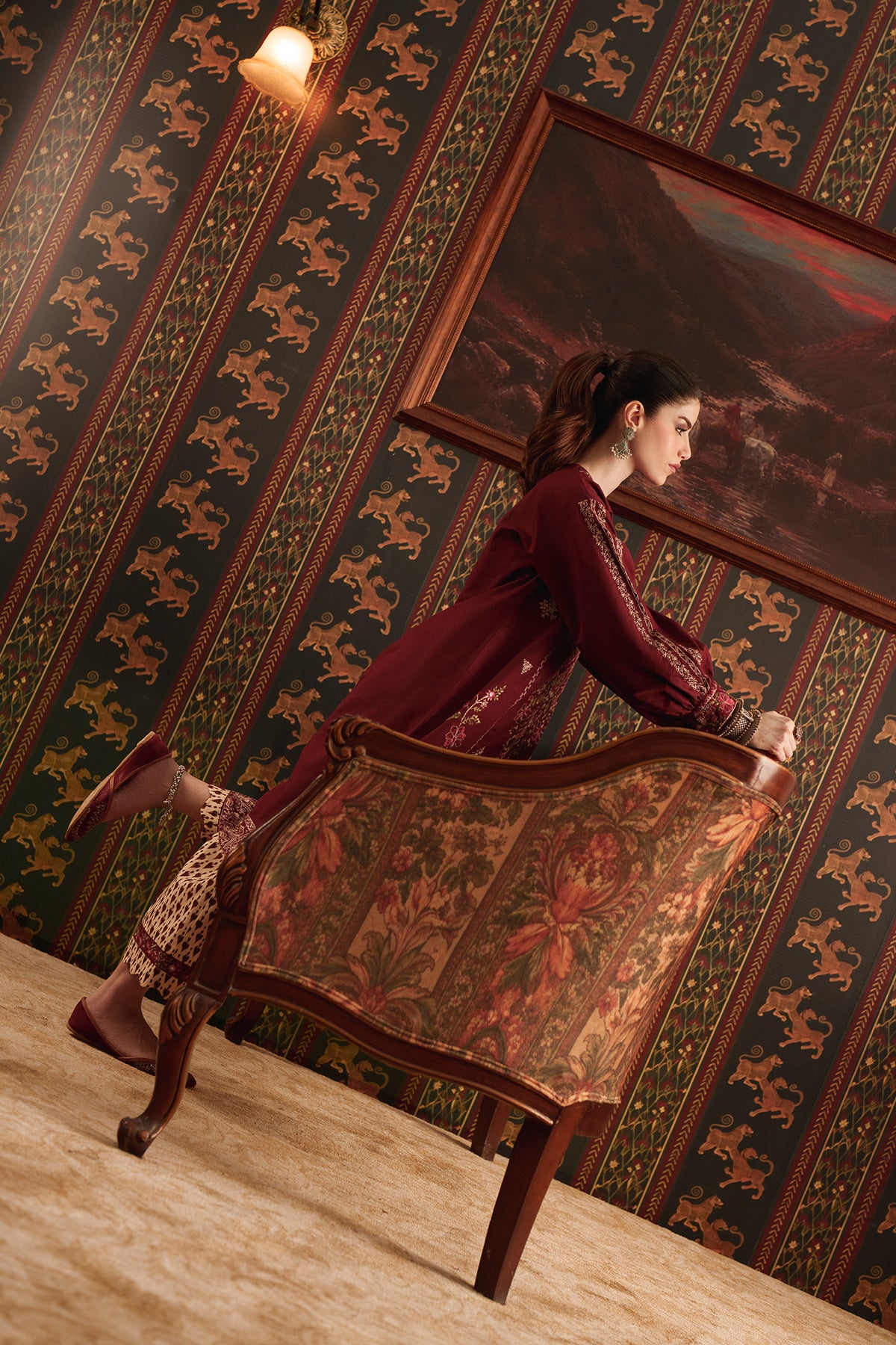 EMBROIDERED SUIT (E4930-103-414)