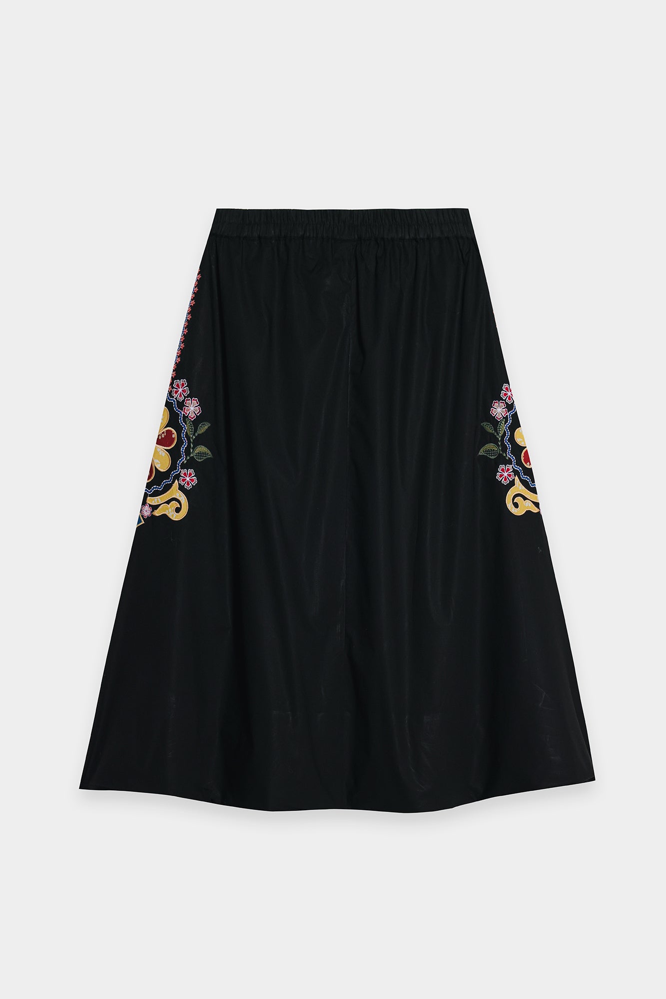 SKIRT (S3E119/902/0445)